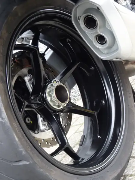 Moto Guzzi V 100 - foto 6