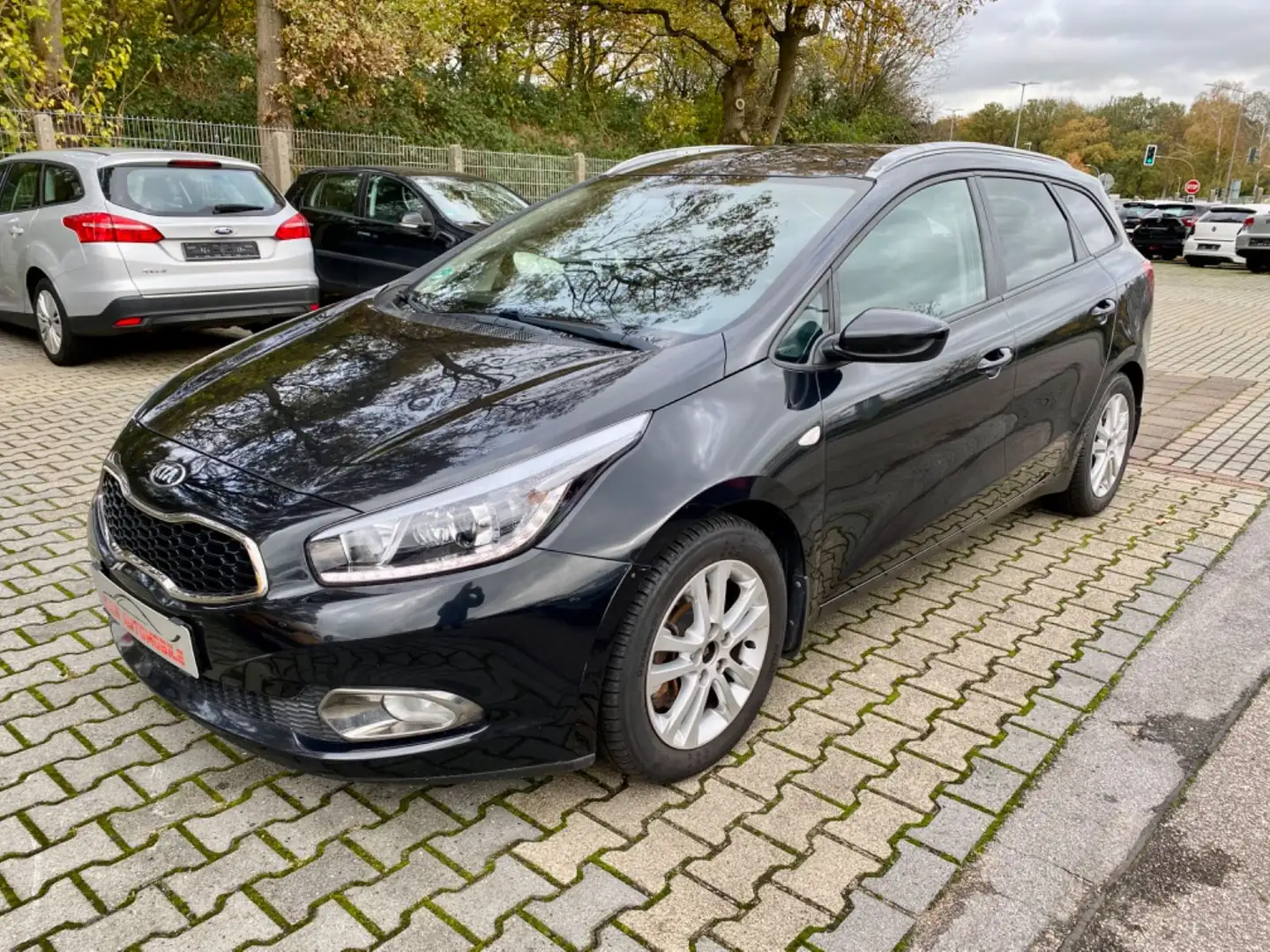 Kia Ceed SW / cee'd SW /Leicht verhagelt Чорний - 2