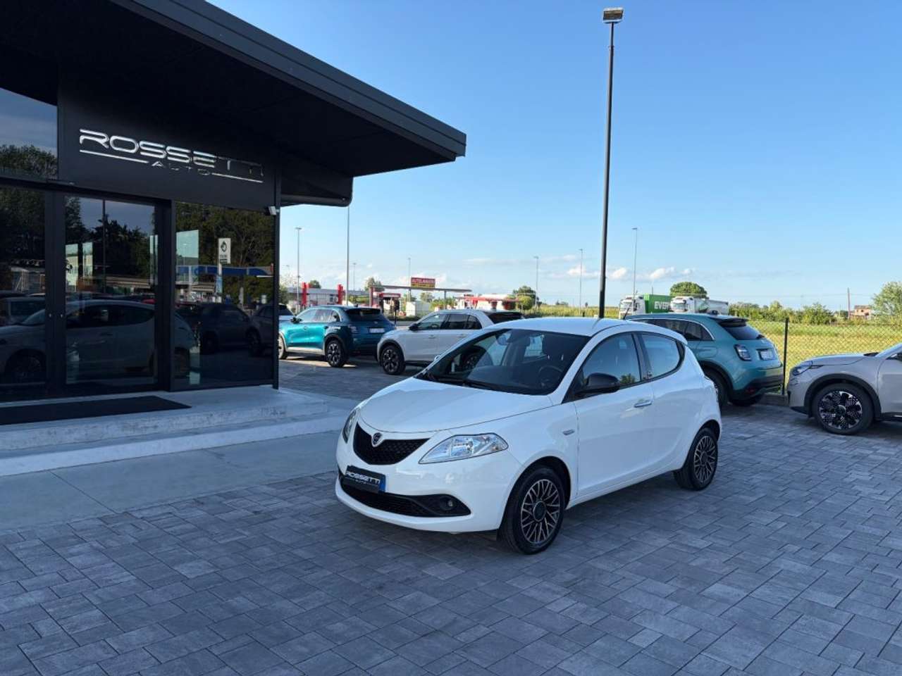 Lancia Ypsilon 1.2 GPL Ecochic Gold 5p ANCHE PER NEOPATENTATI