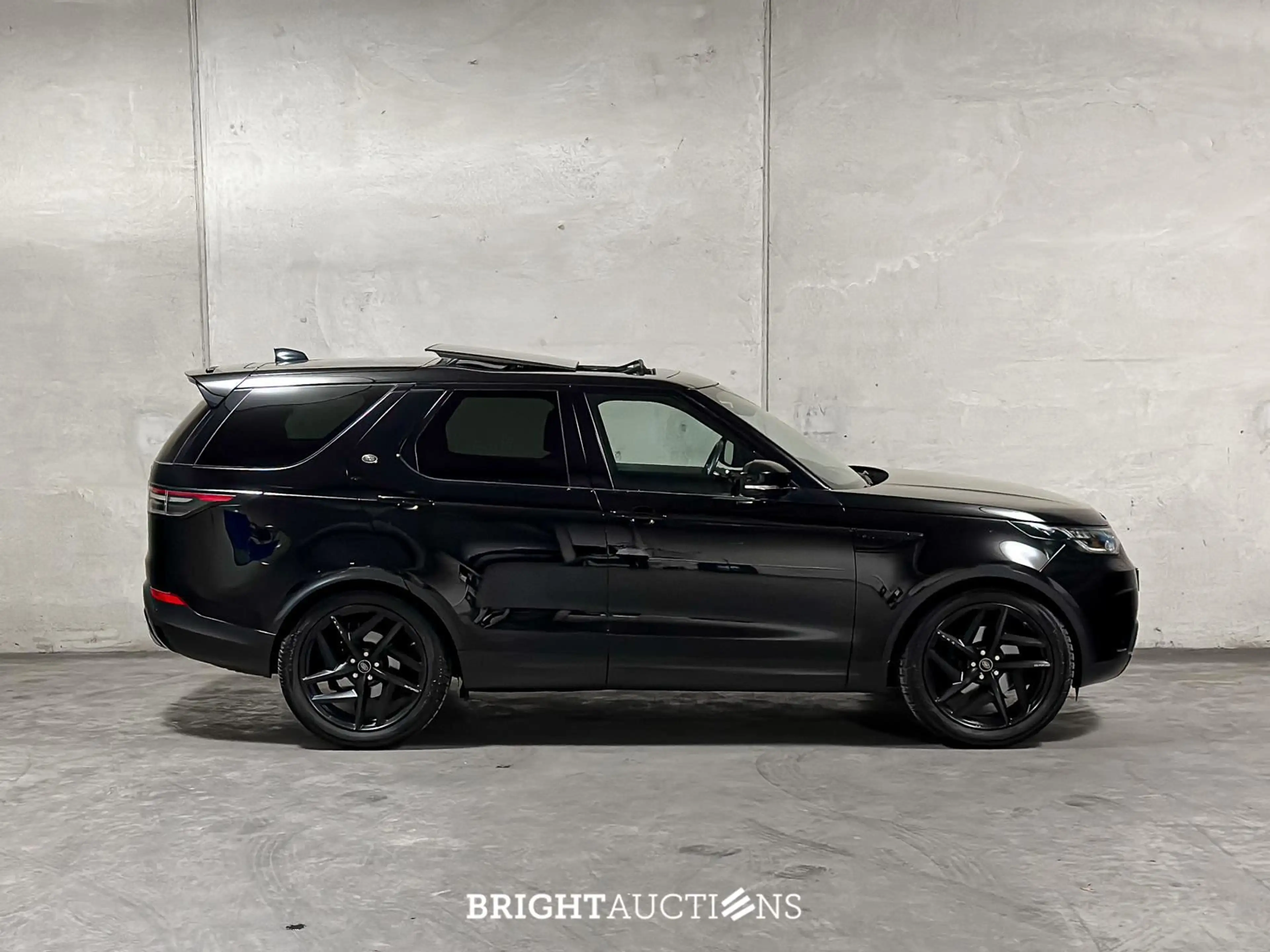 Land Rover Discovery Landrover 3.0 Td6 HSE Luxury — photo 15