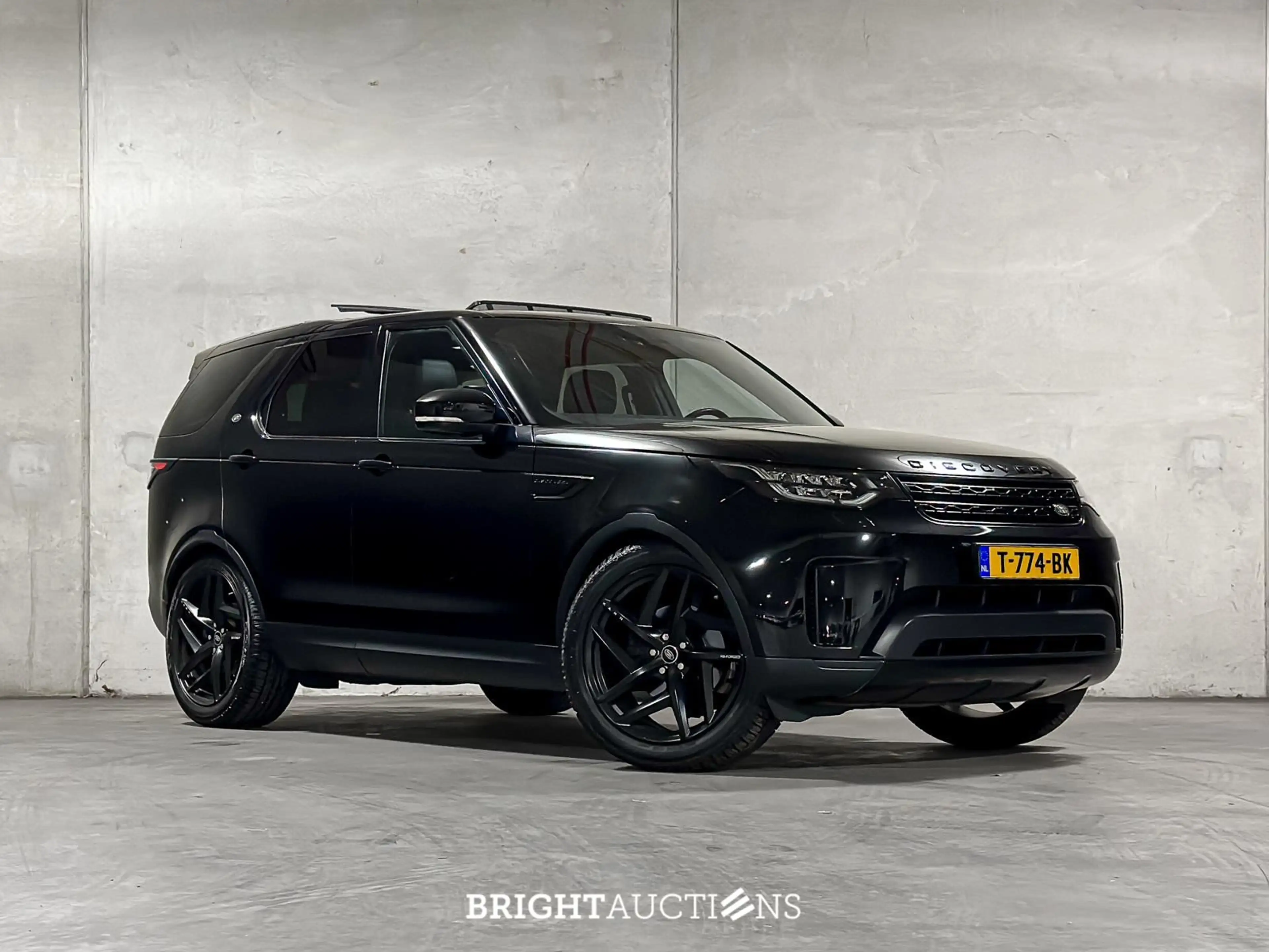 Land Rover Discovery Landrover 3.0 Td6 HSE Luxury — photo 10