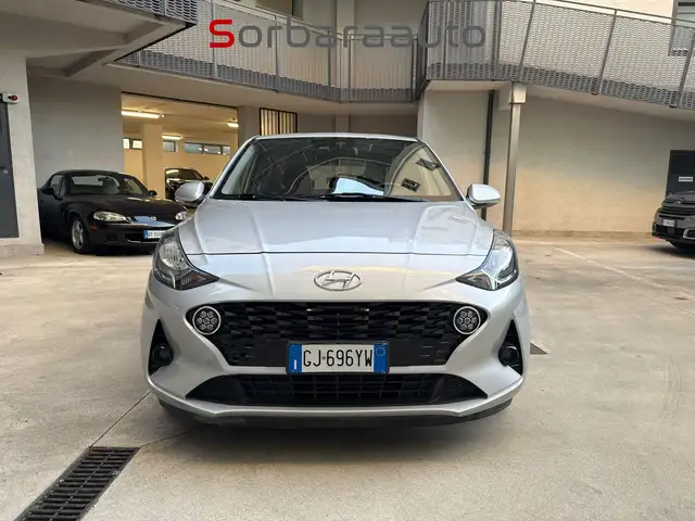 Hyundai I10 view 8