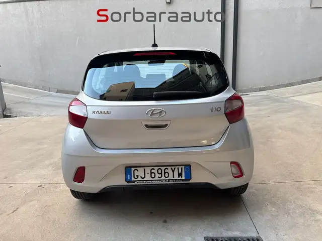 Hyundai I10 view 4