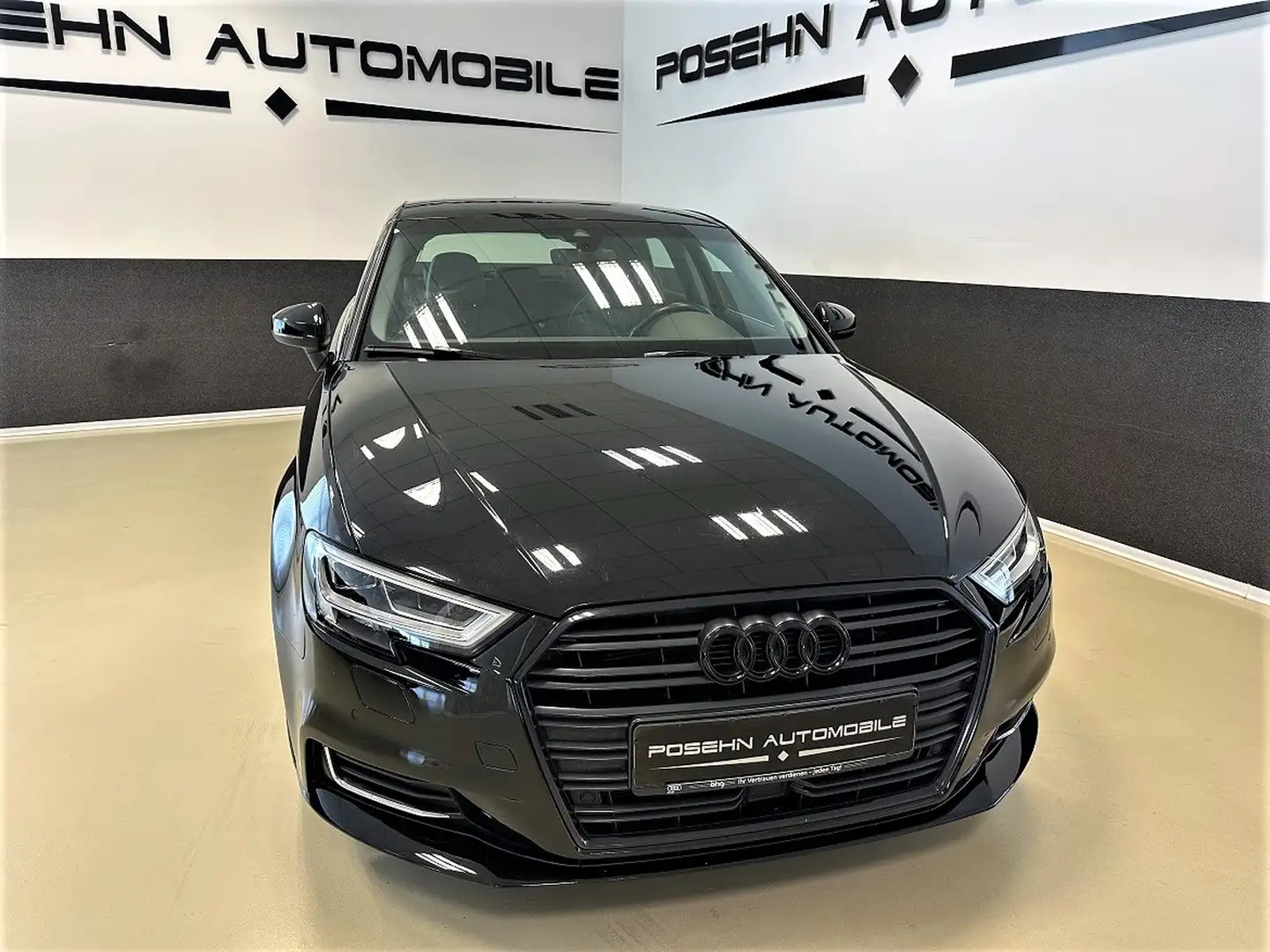 Audi A3 Sportback 35 TDI S-tronic Design Leder Matrix Virt Noir - 2