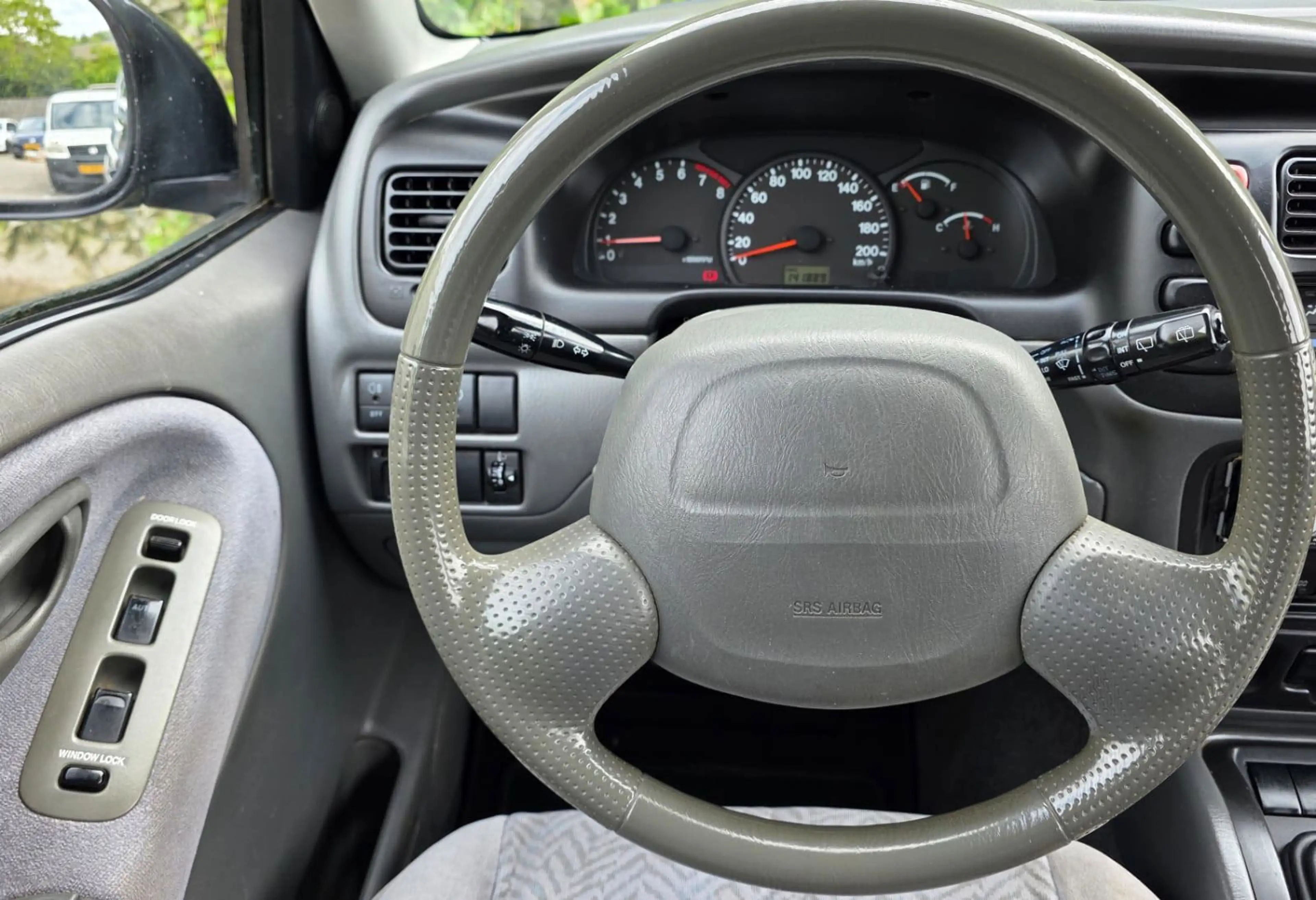 Suzuki Grand Vitara 2.0 Metal Top Wide Body Airco 4x4 Sport velgen APK — photo 7