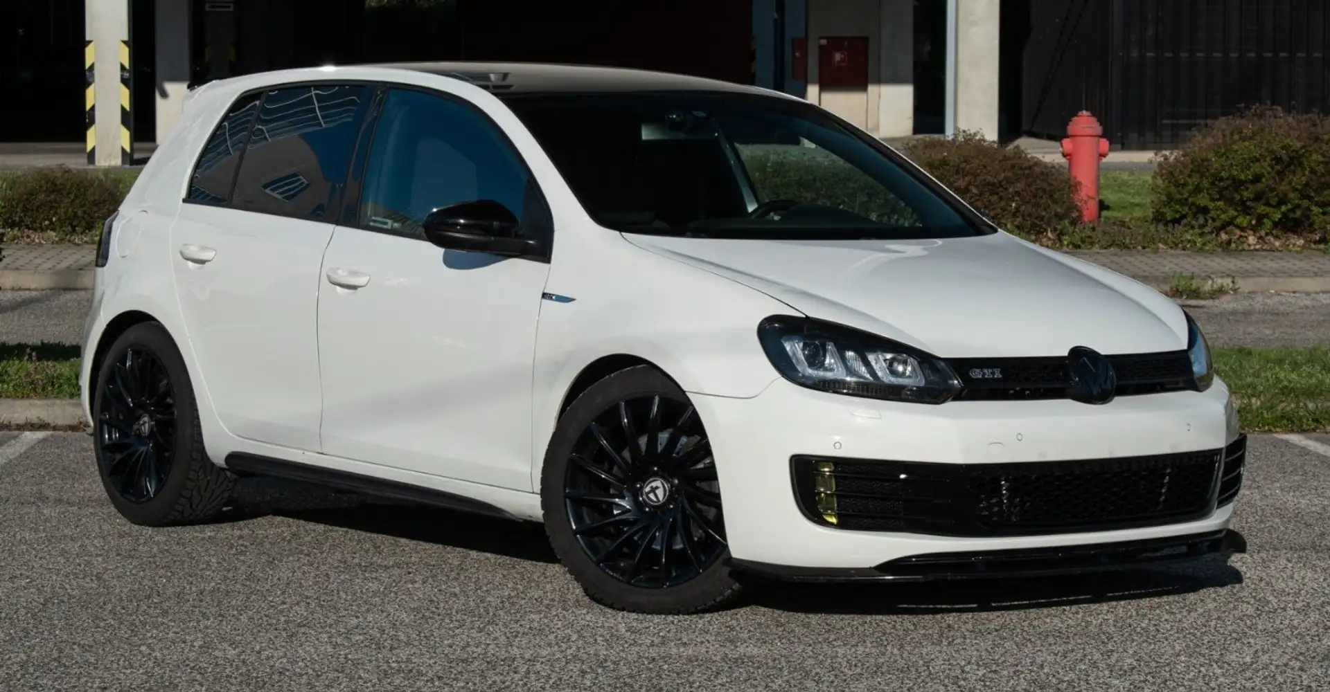 Volkswagen Golf GTI Golf VI 2.0 GTI DSG Blanc - 2