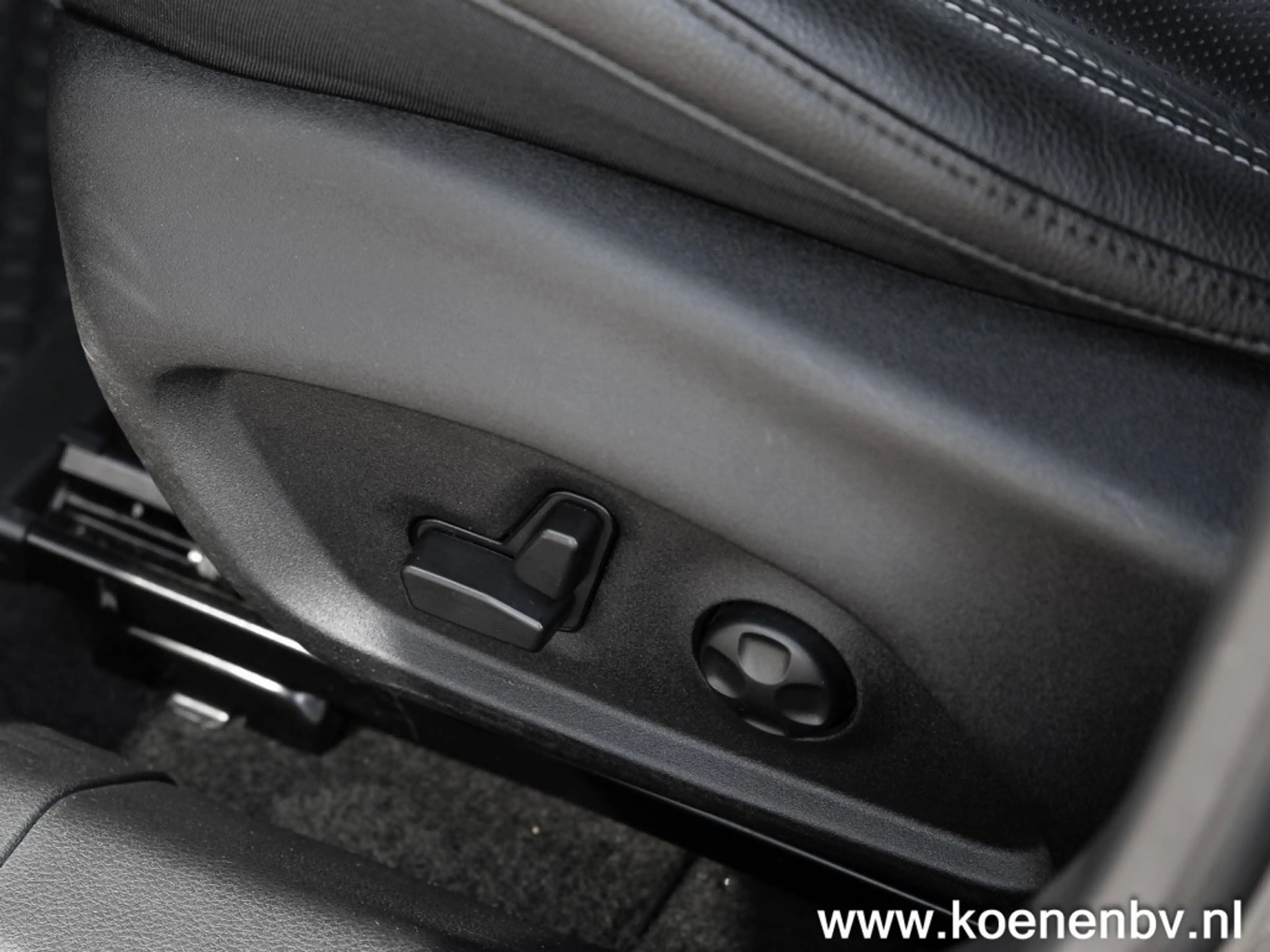 Jeep Compass 4XE 240pk 4WD Auto S LEER / CLIMA / ADAPTIVE CRUIS — photo 17