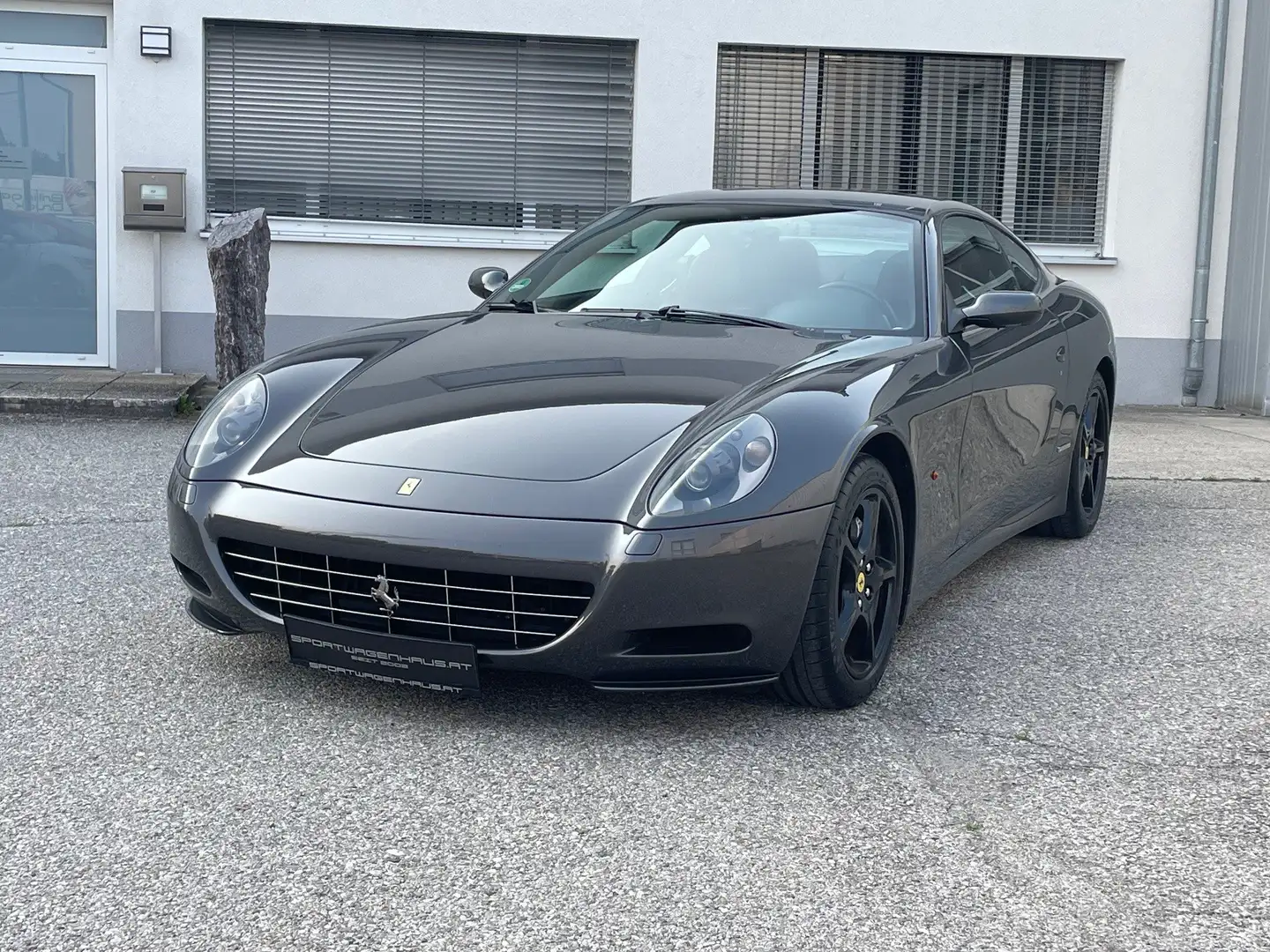 Ferrari 612 Scaglietti F1*deutsches Fzg*Scheckheft*Service Neu Grigio - 1