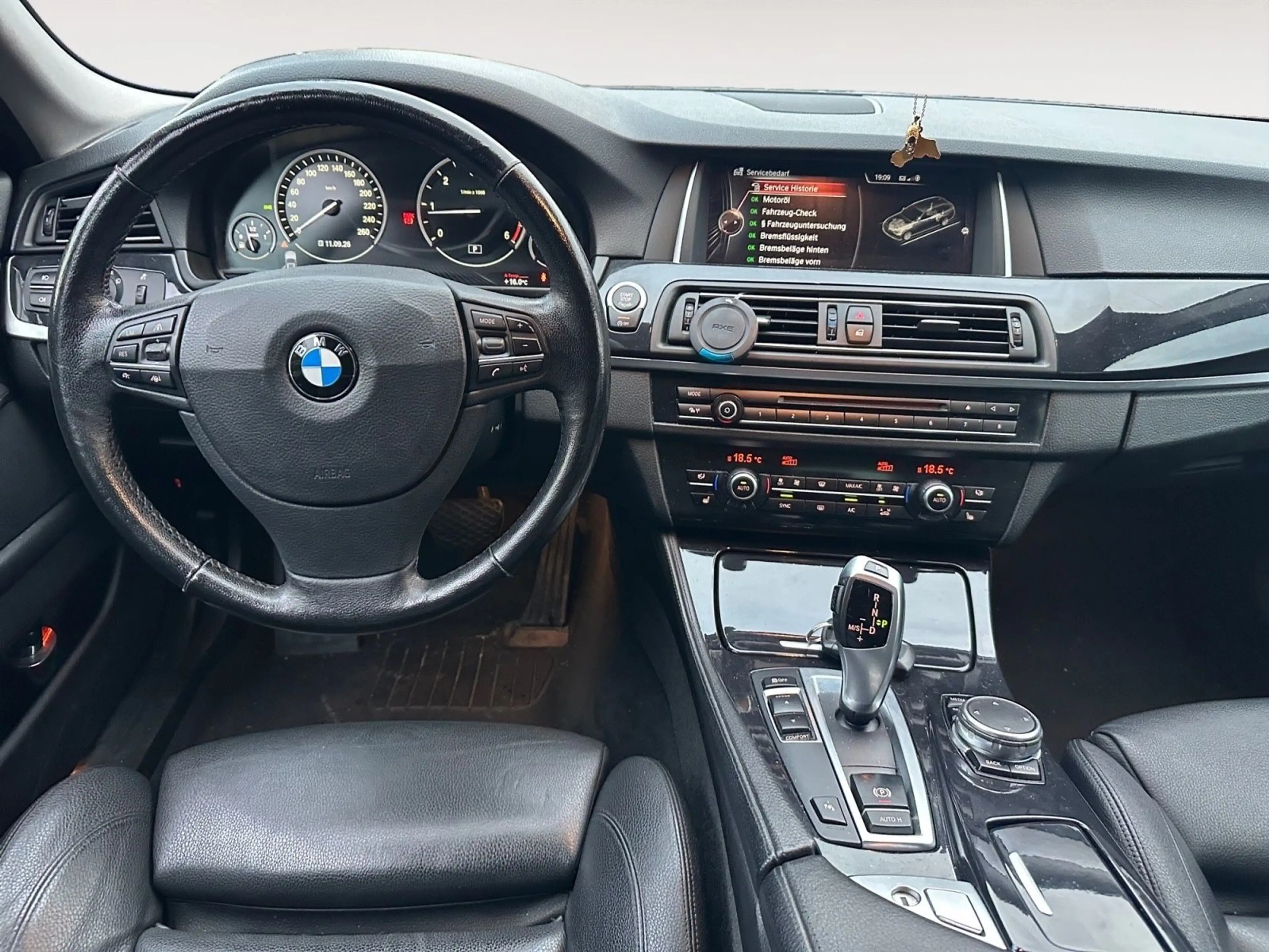 BMW 525 5 Touring 525 d*Panorama* — photo 14