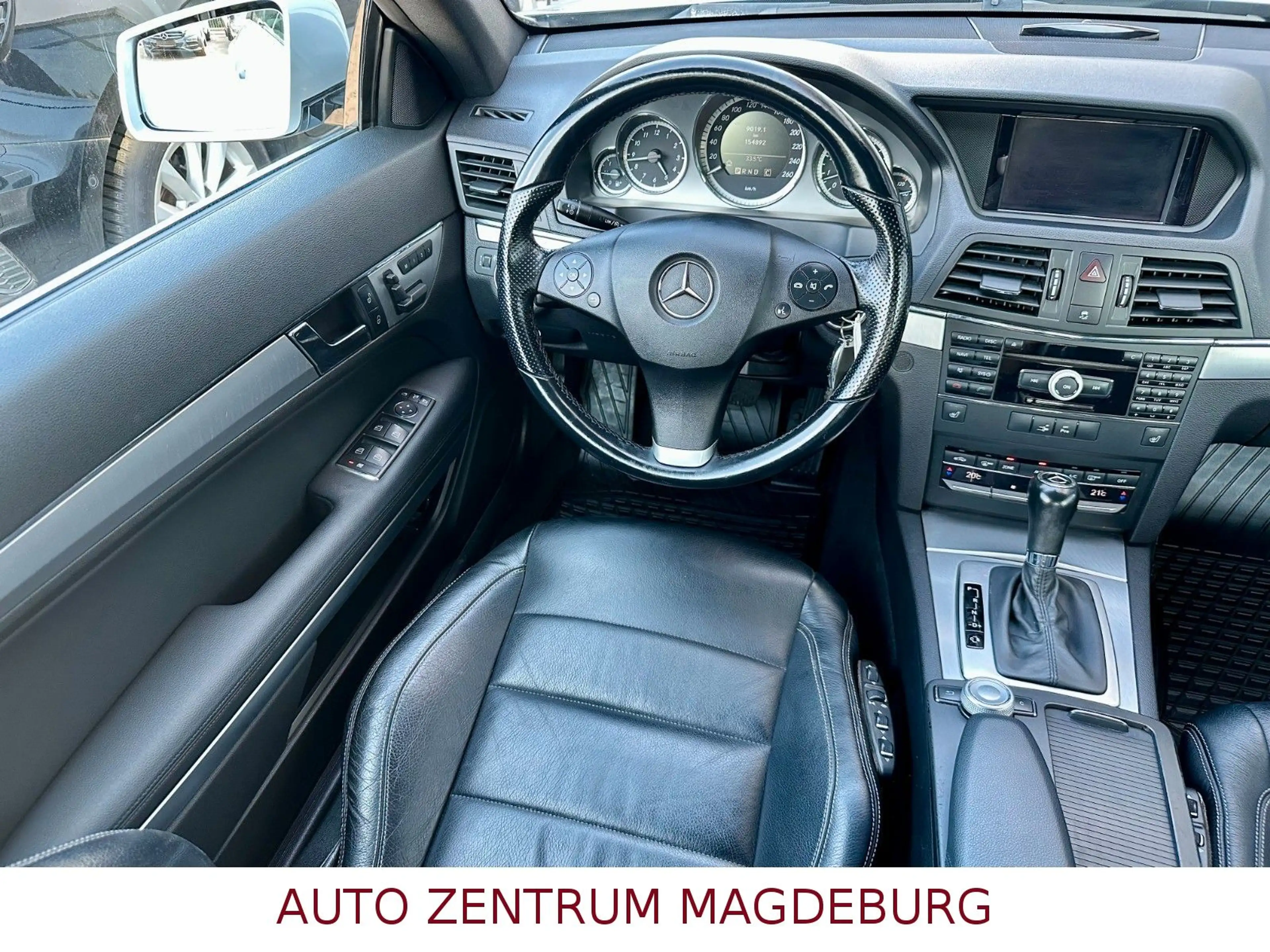 Mercedes-Benz E 350 Coupe AVANTGARDE*AUTOM*XENON*PDC — photo 10