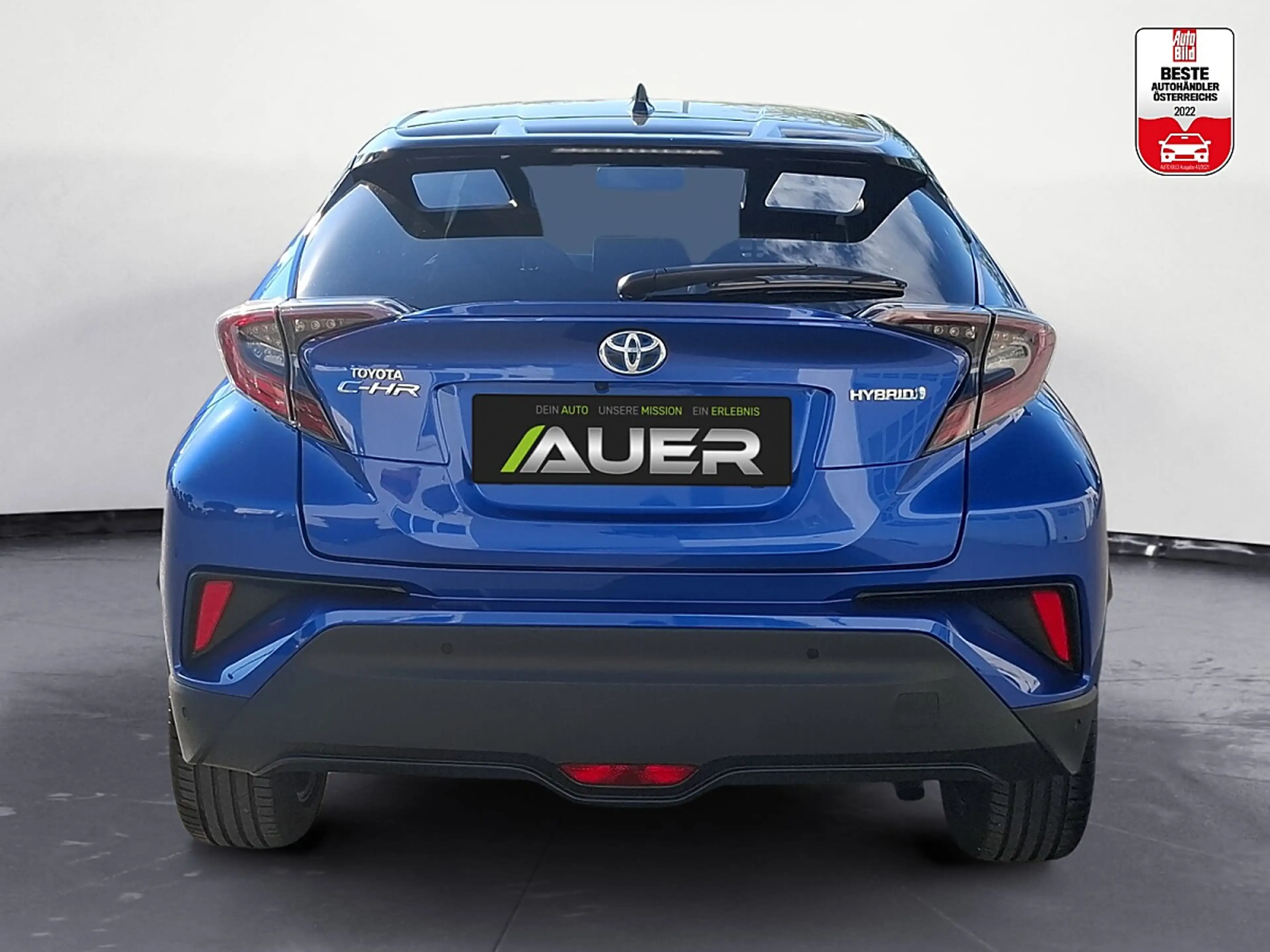 Toyota C-HR 1,8 Hybrid C-ULT CVT — photo 8