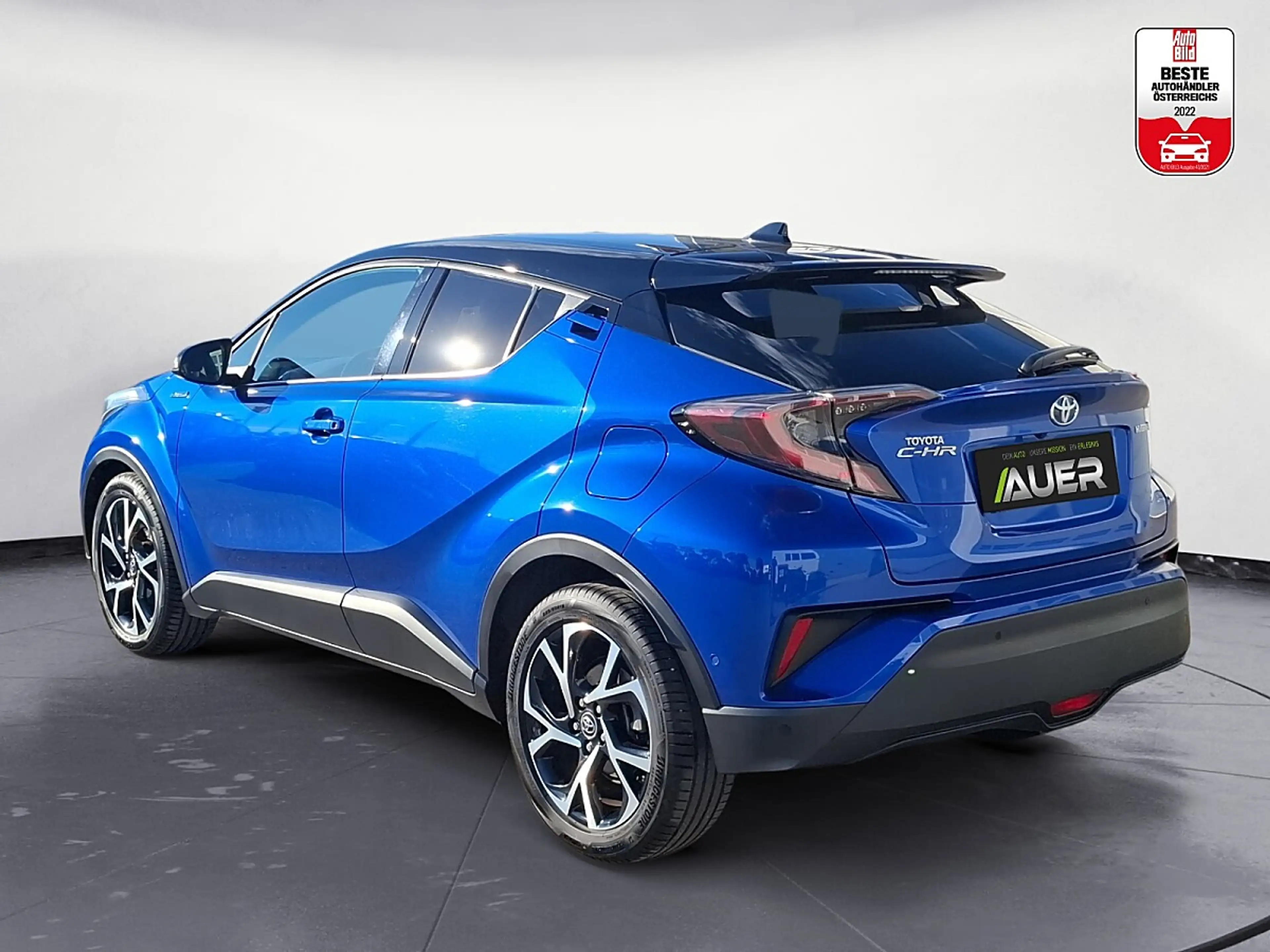 Toyota C-HR 1,8 Hybrid C-ULT CVT — photo 6