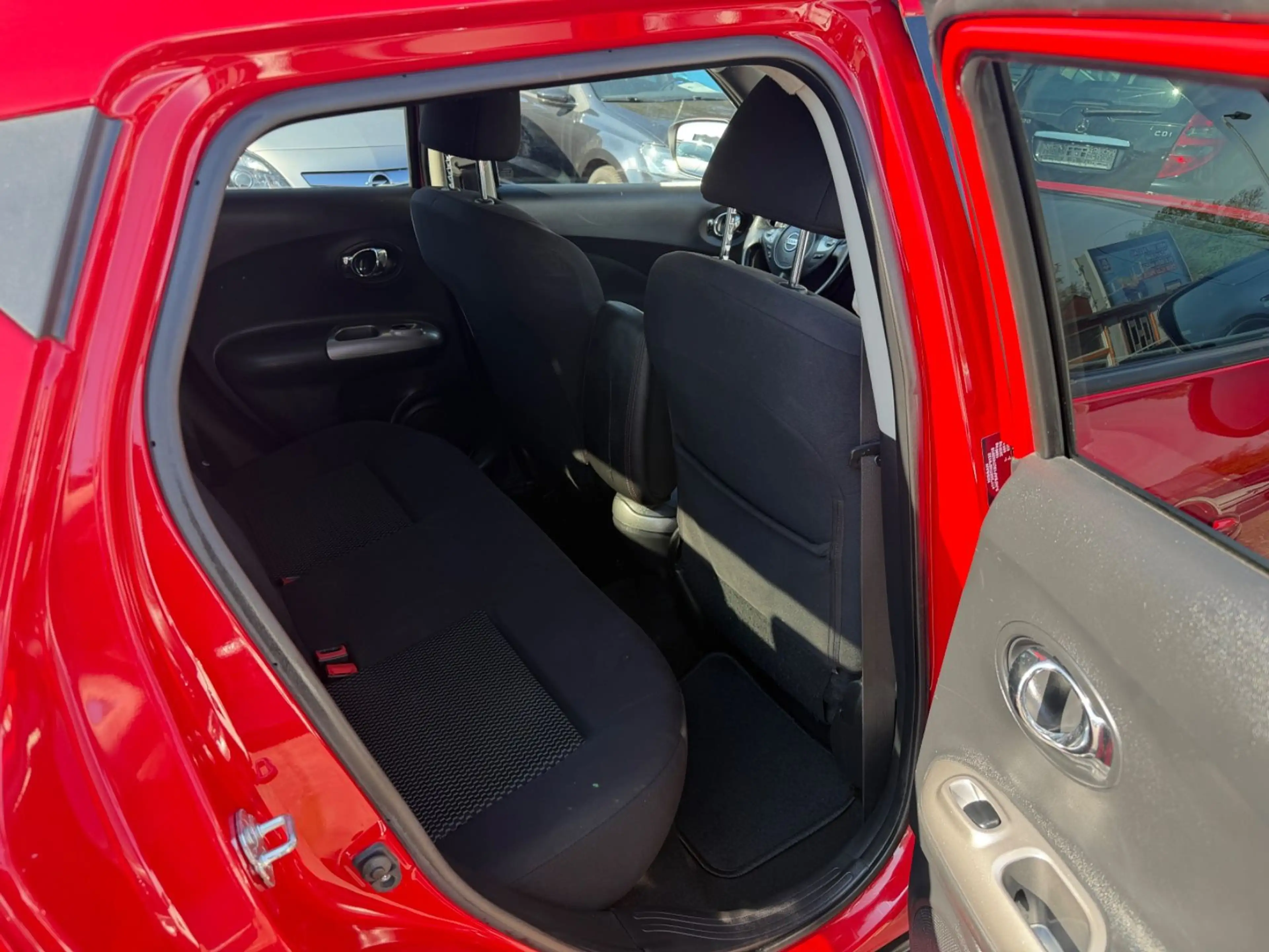 Nissan Juke Automatik*TÜV*Garantie*LMF*PDC — photo 13
