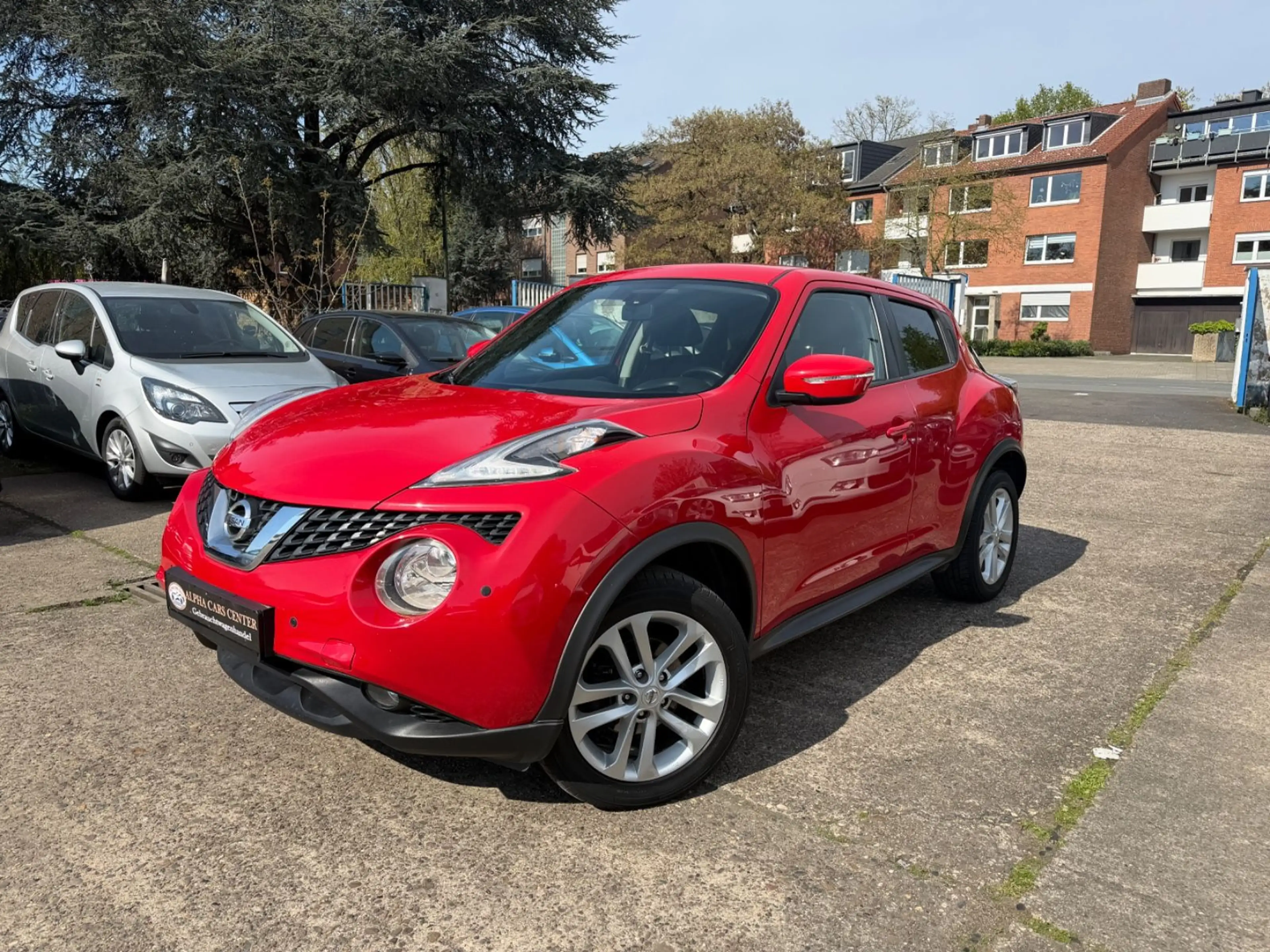 Nissan Juke Automatik*TÜV*Garantie*LMF*PDC
