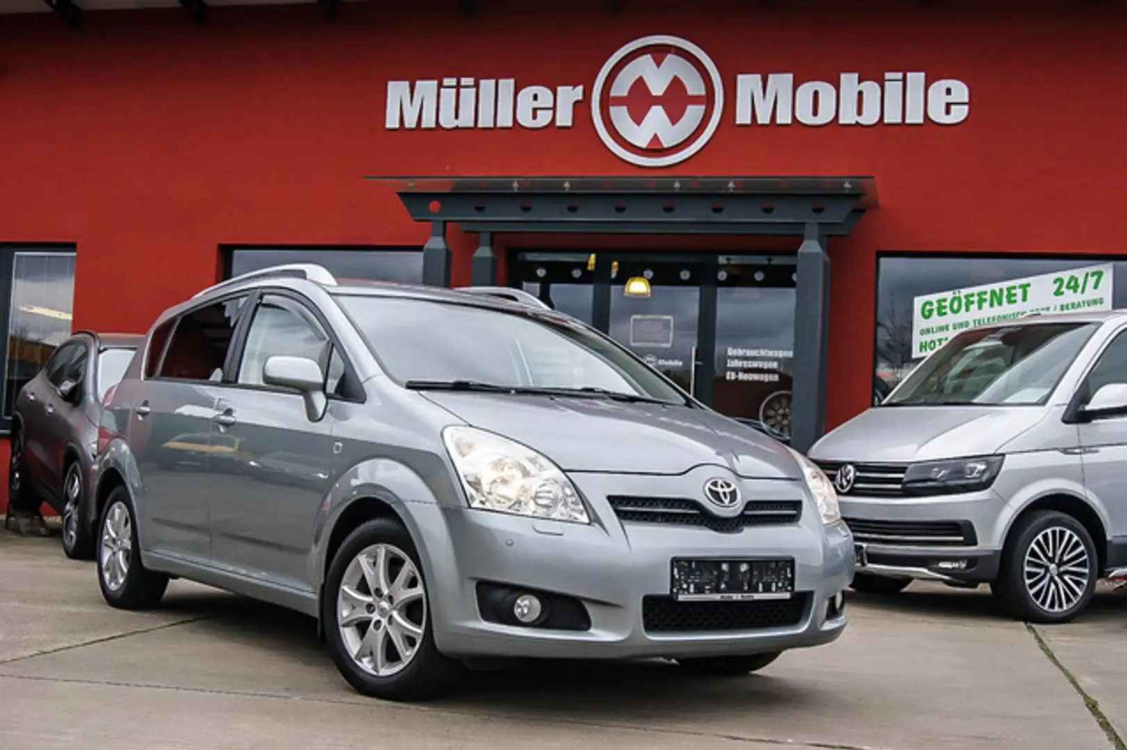 Toyota Corolla Verso 1.8 Team 7-SITZER FAMILIENBESITZ Gris - 2