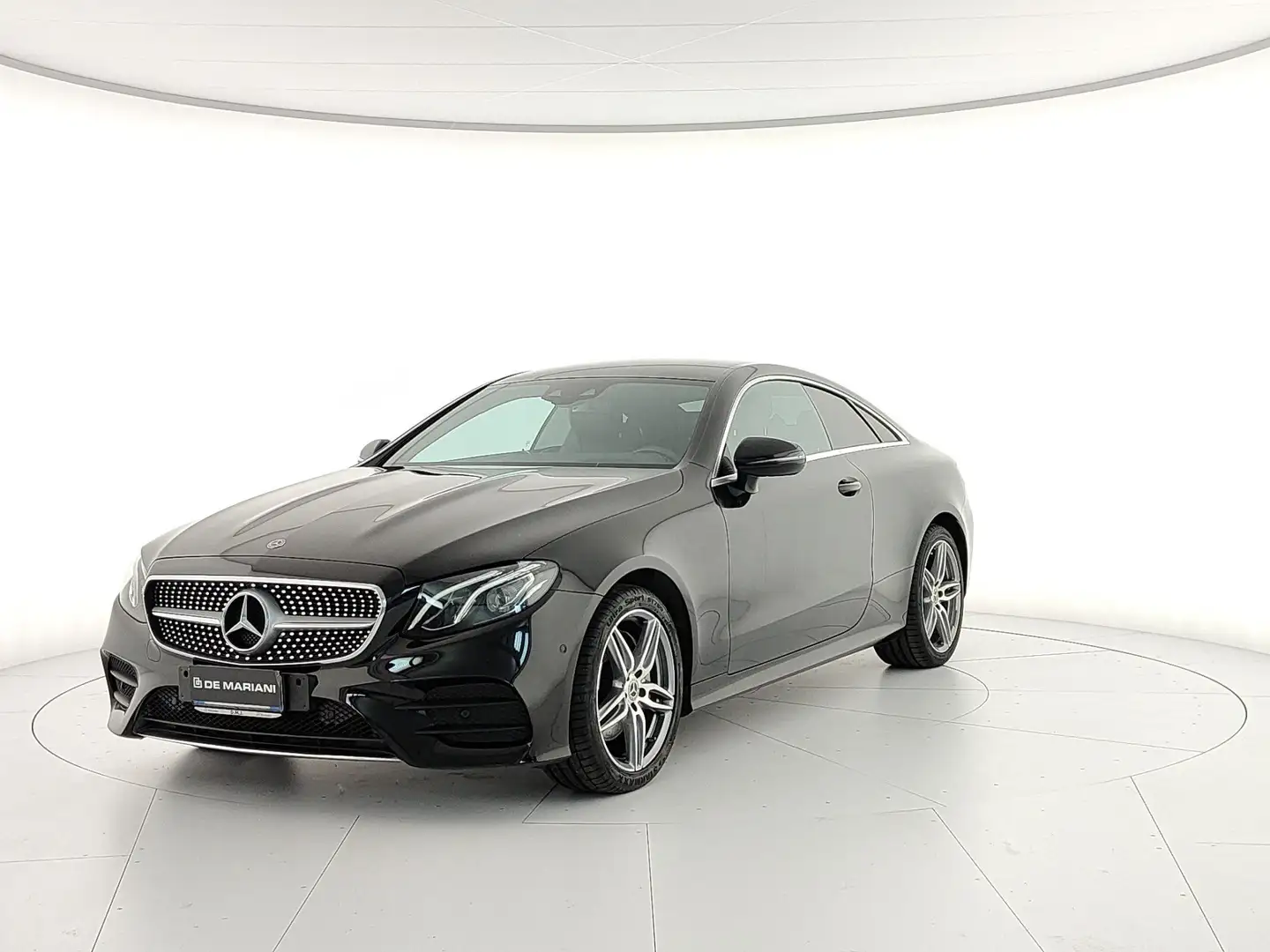 Mercedes-Benz E 220 E Coupe 220 d AMG Line 4matic auto 194cv (Br) Nero - 1