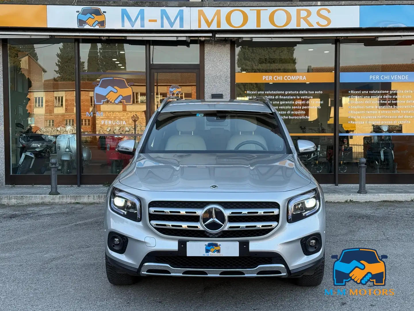 Mercedes-Benz GLB 200 200 d Executive auto Gris - 2
