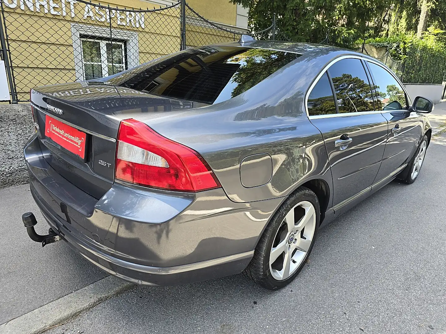 Volvo S80 2,5T A Kinetic Geartronic Grau - 2