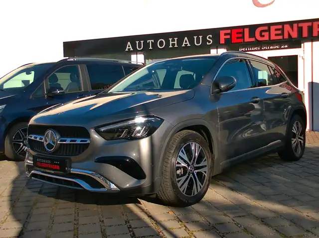 Mercedes-Benz GLA 220 d 4MATIC DCT