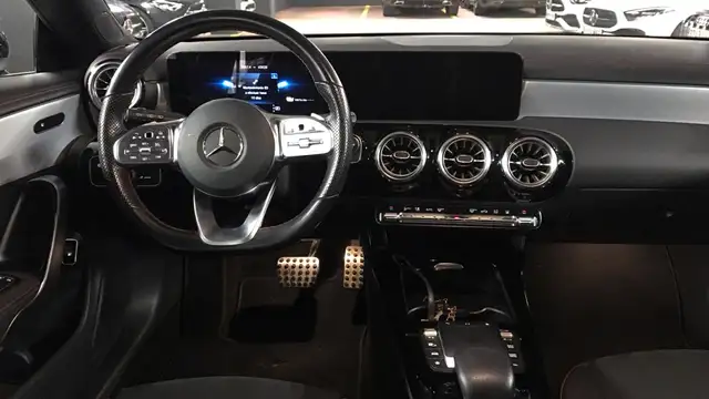 Mercedes-Benz Cla view 8