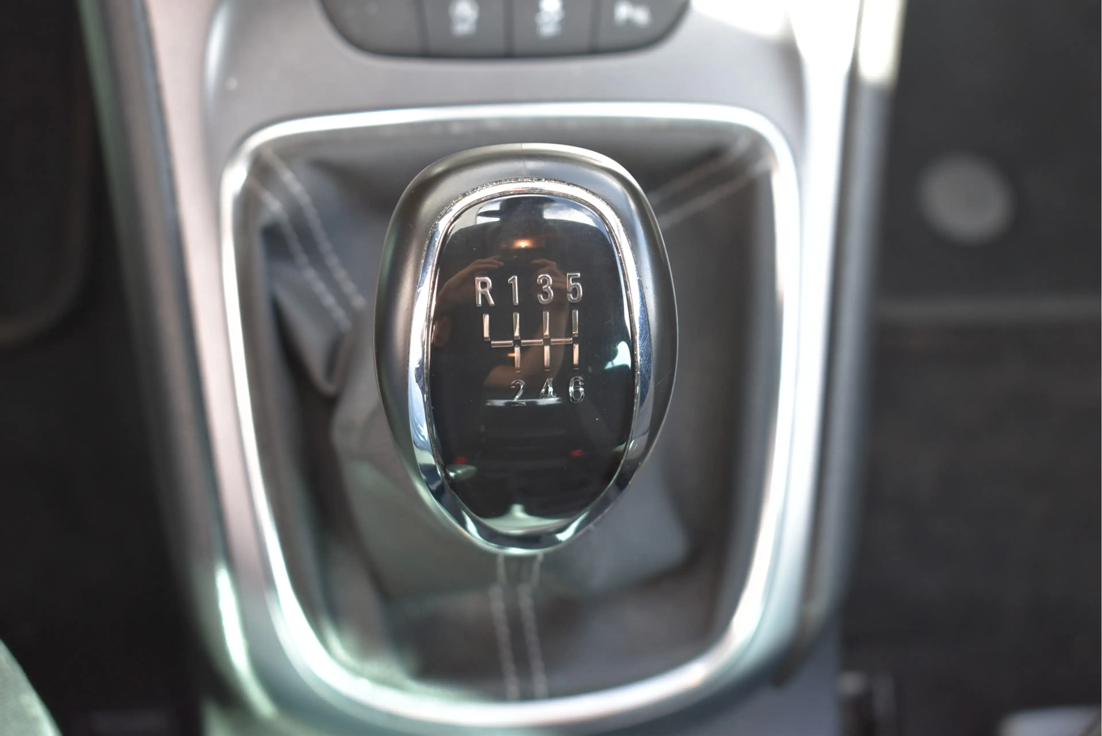 Opel Astra Sports Tourer 1.2 Business Edition Stoel/Stuurverw — photo 24