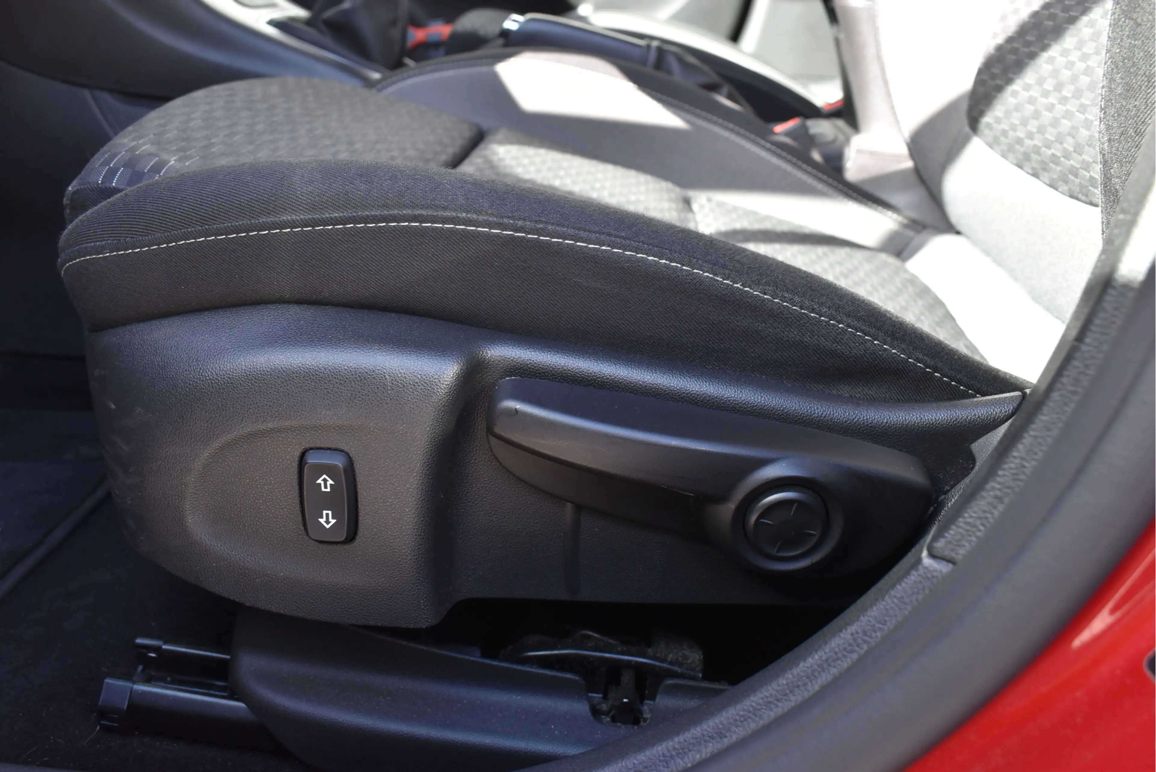 Opel Astra Sports Tourer 1.2 Business Edition Stoel/Stuurverw — photo 16