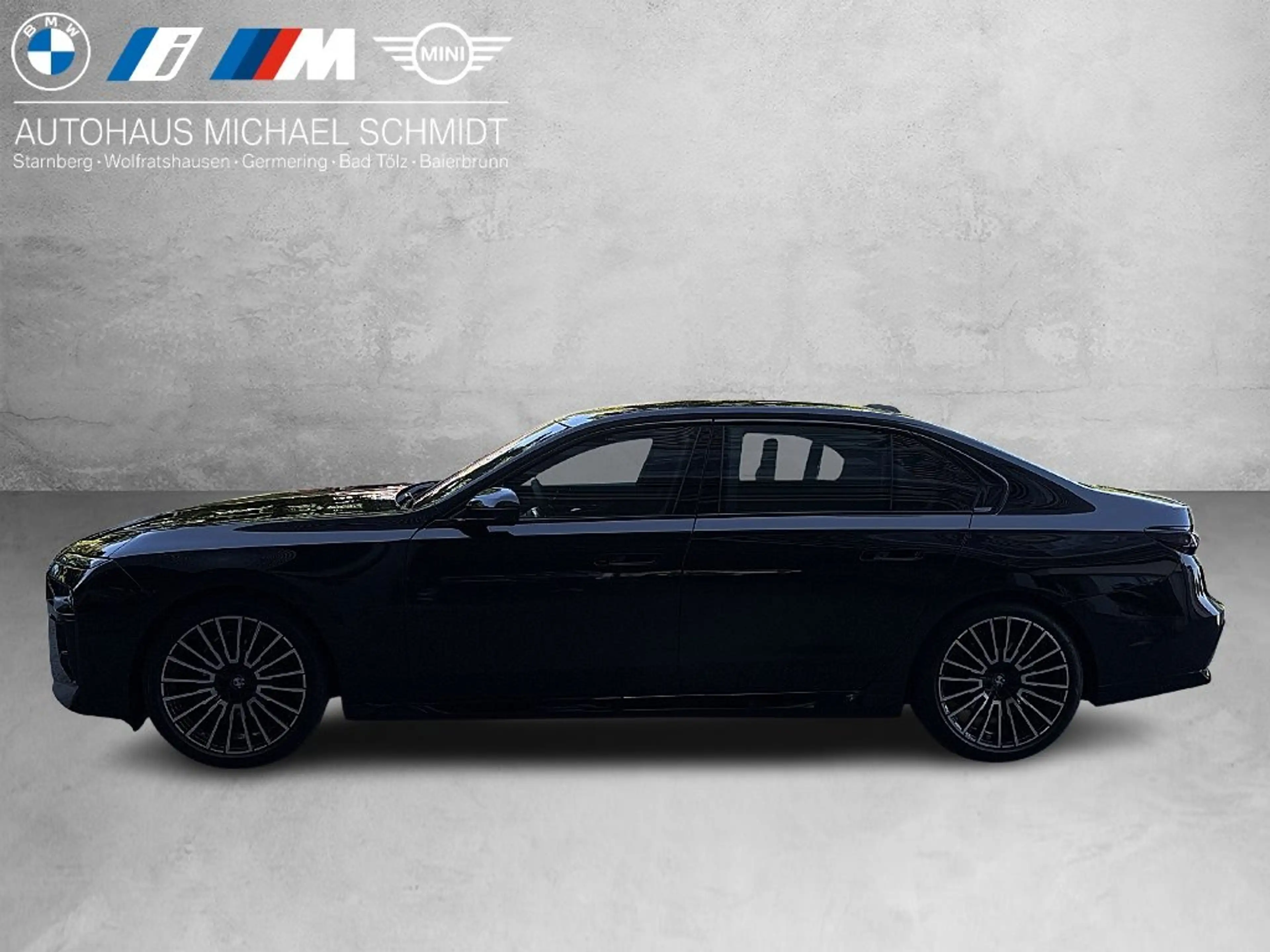 BMW 740 d xDrive M Sport — photo 2