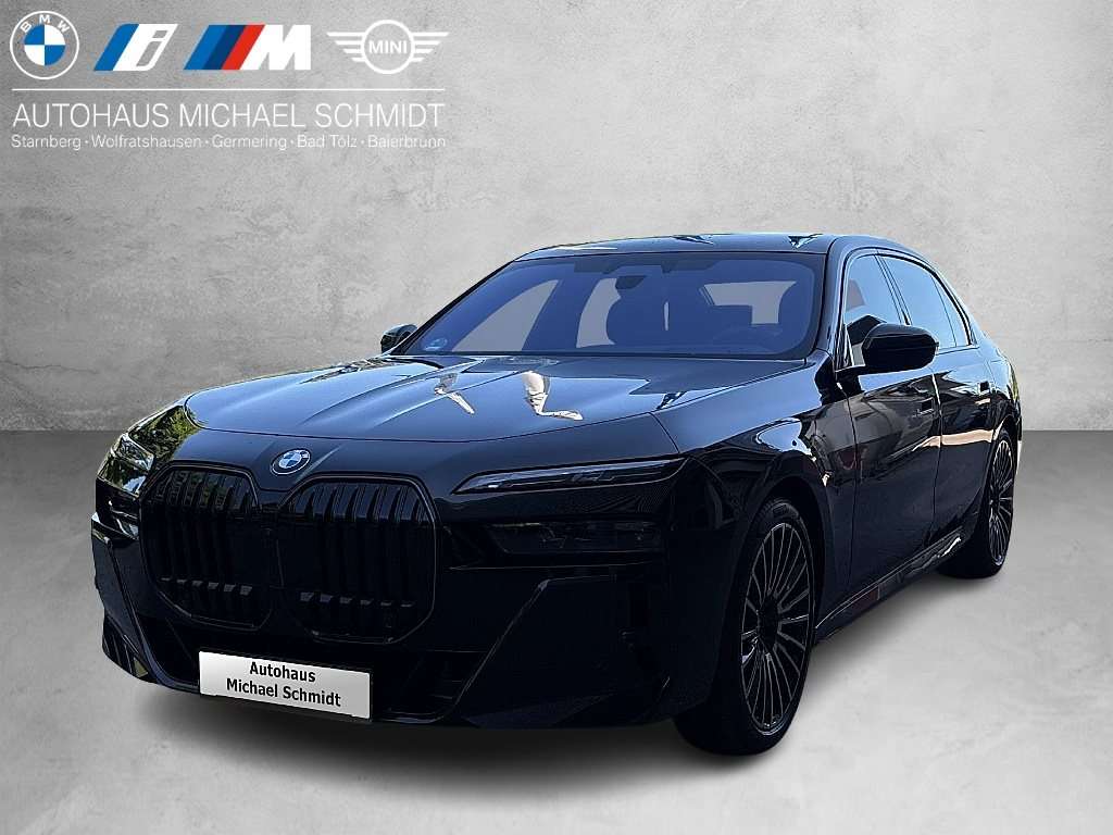 2026 BMW 740