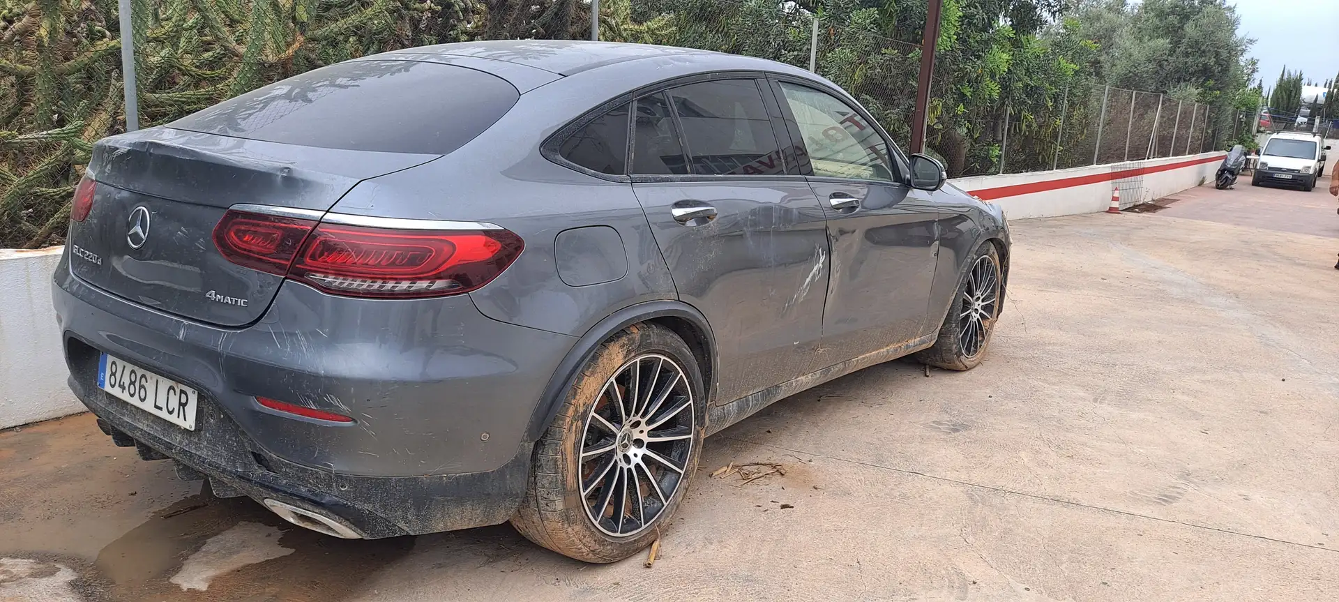 Mercedes-Benz GLC 220 GLC Coupé 220d 4Matic 9G-Tronic Azul - 2