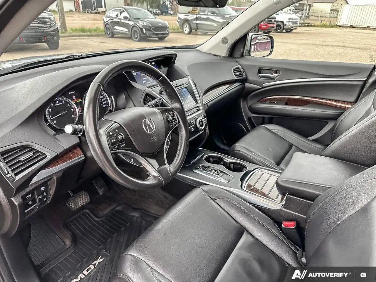 Acura MDX снимка Acura MDX