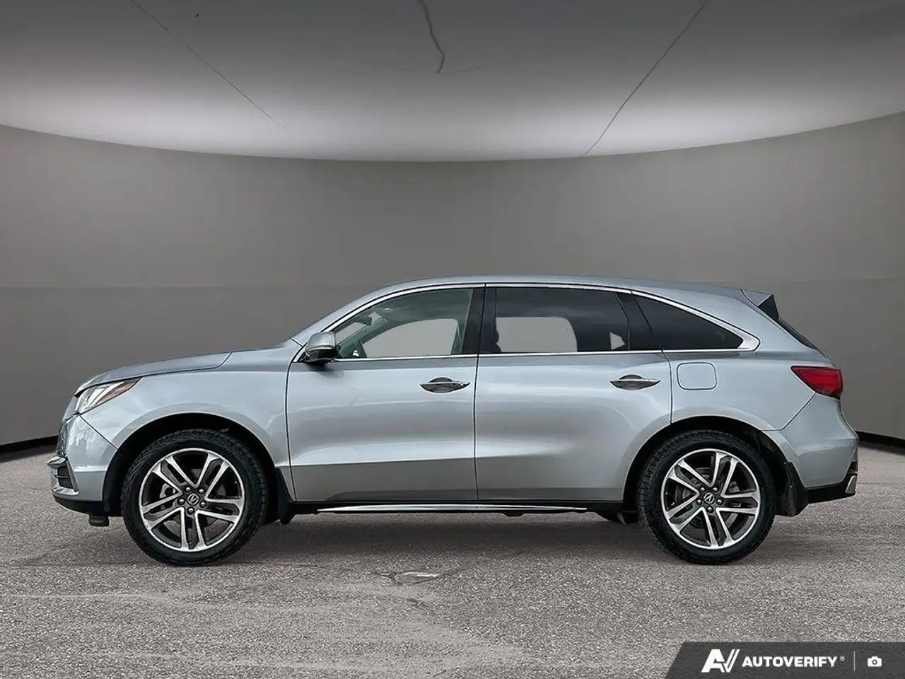 Acura MDX снимка Acura MDX