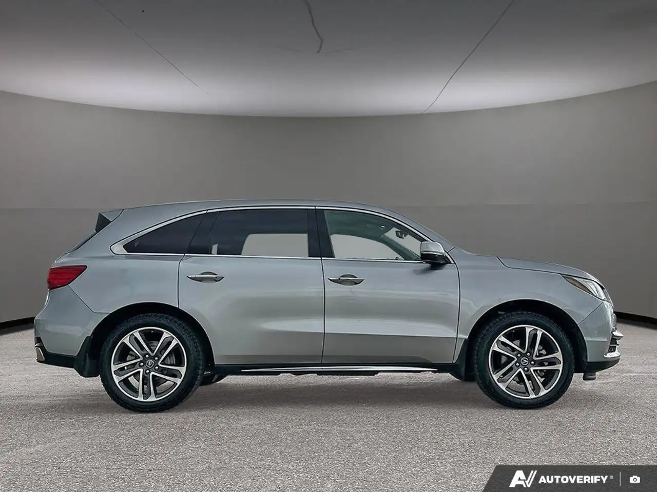 Acura MDX снимка Acura MDX