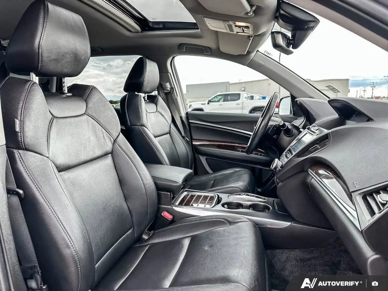 Acura MDX снимка Acura MDX
