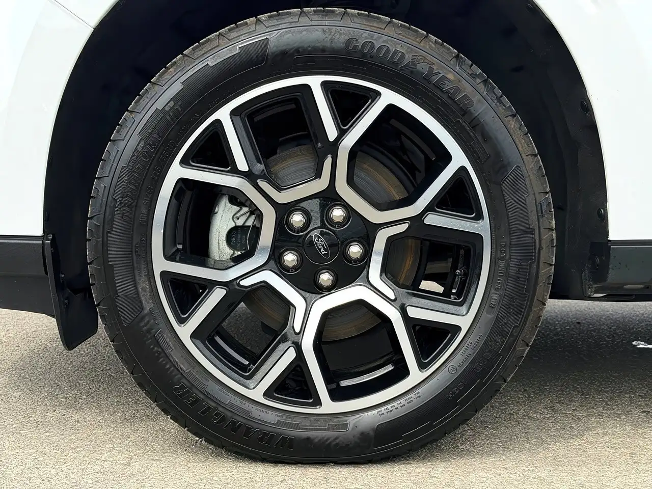 Ford Maverick photo Ford Maverick