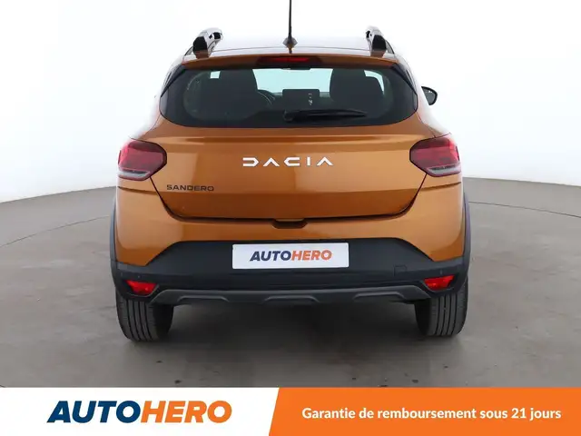 Dacia Sandero Stepway view 5
