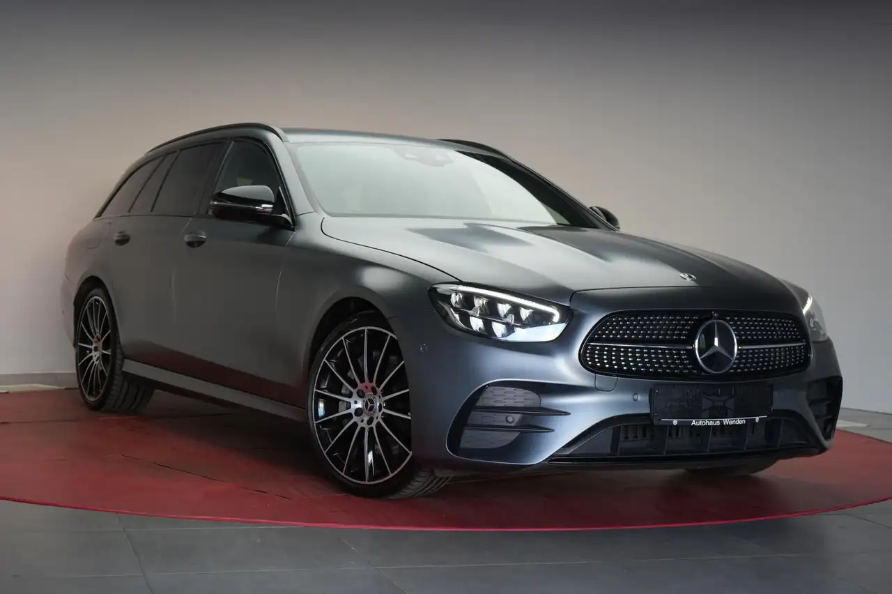 Mercedes-Benz E 400