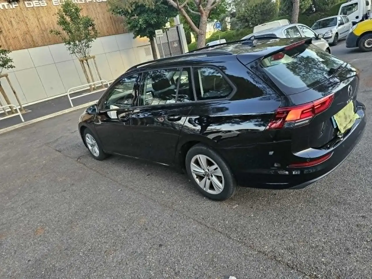 Volkswagen Golf Standard Model — photo 2