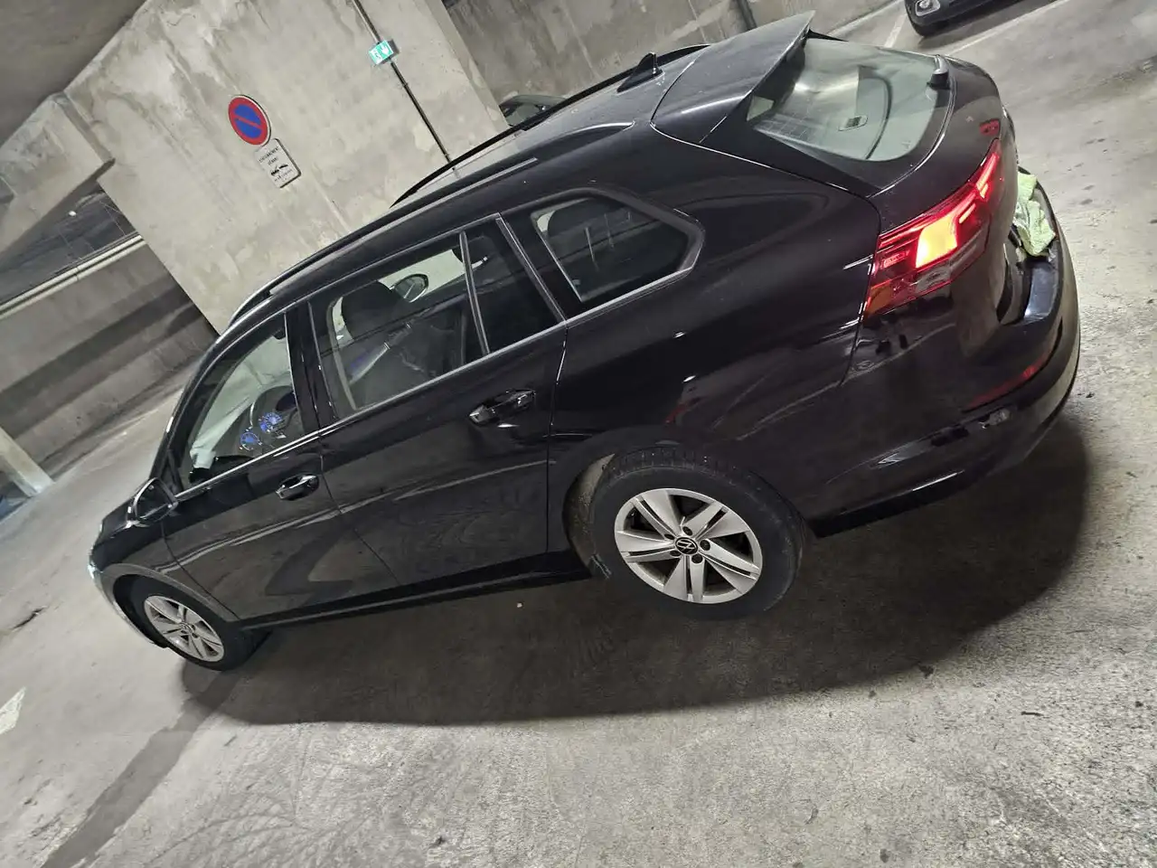 Volkswagen Golf Standard Model — photo 6