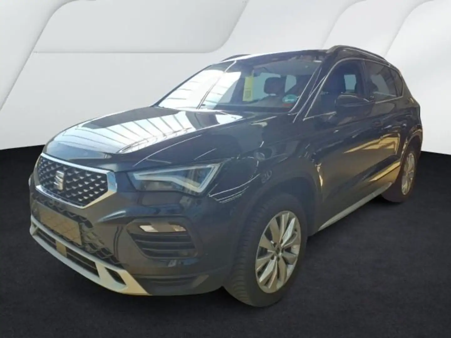 SEAT Ateca 1.5 TSI DSG X-PERIENCE LED+NAV+ACC+SHZ+RFK Schwarz - 2