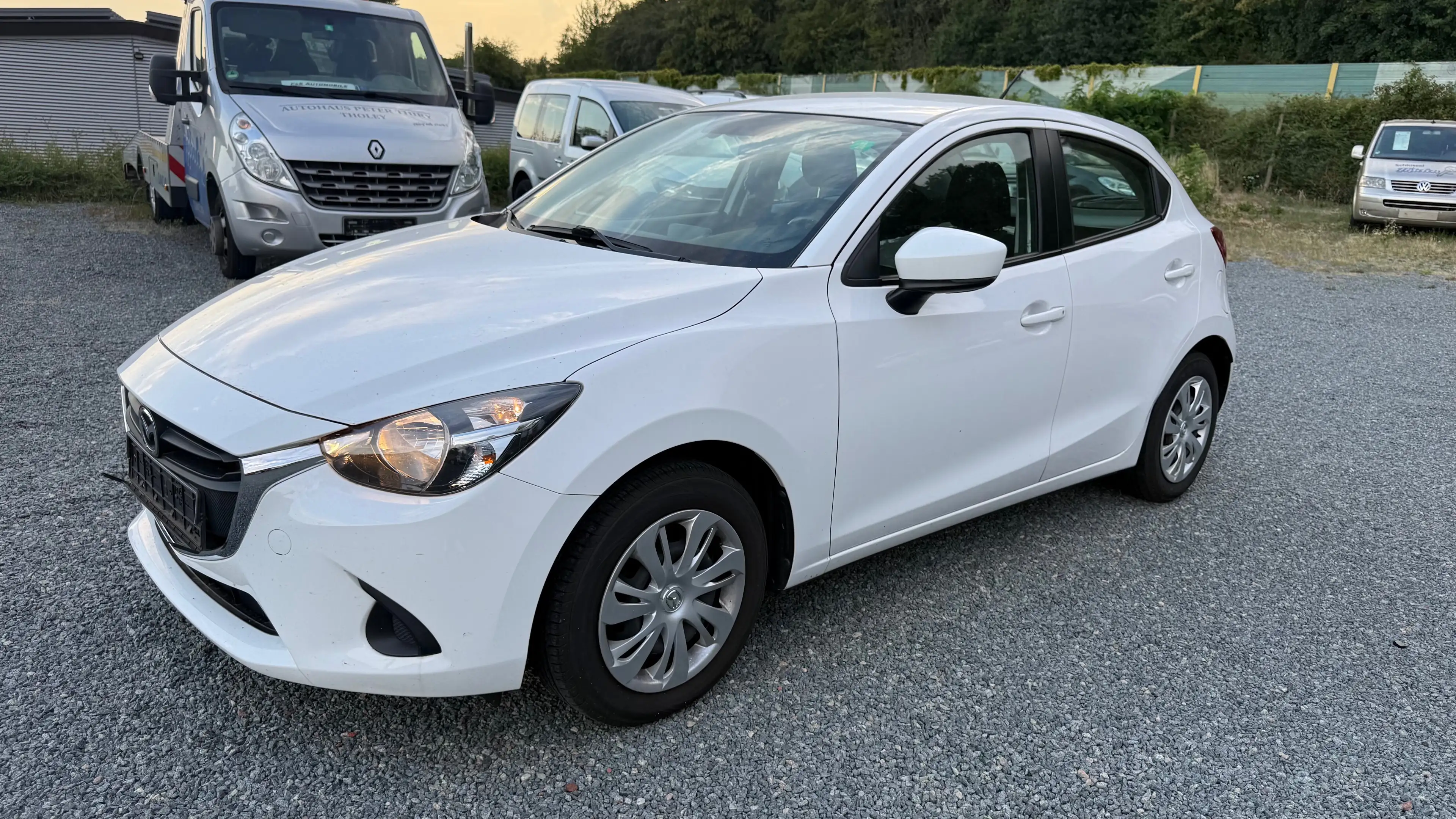 Mazda 2 Center-Line