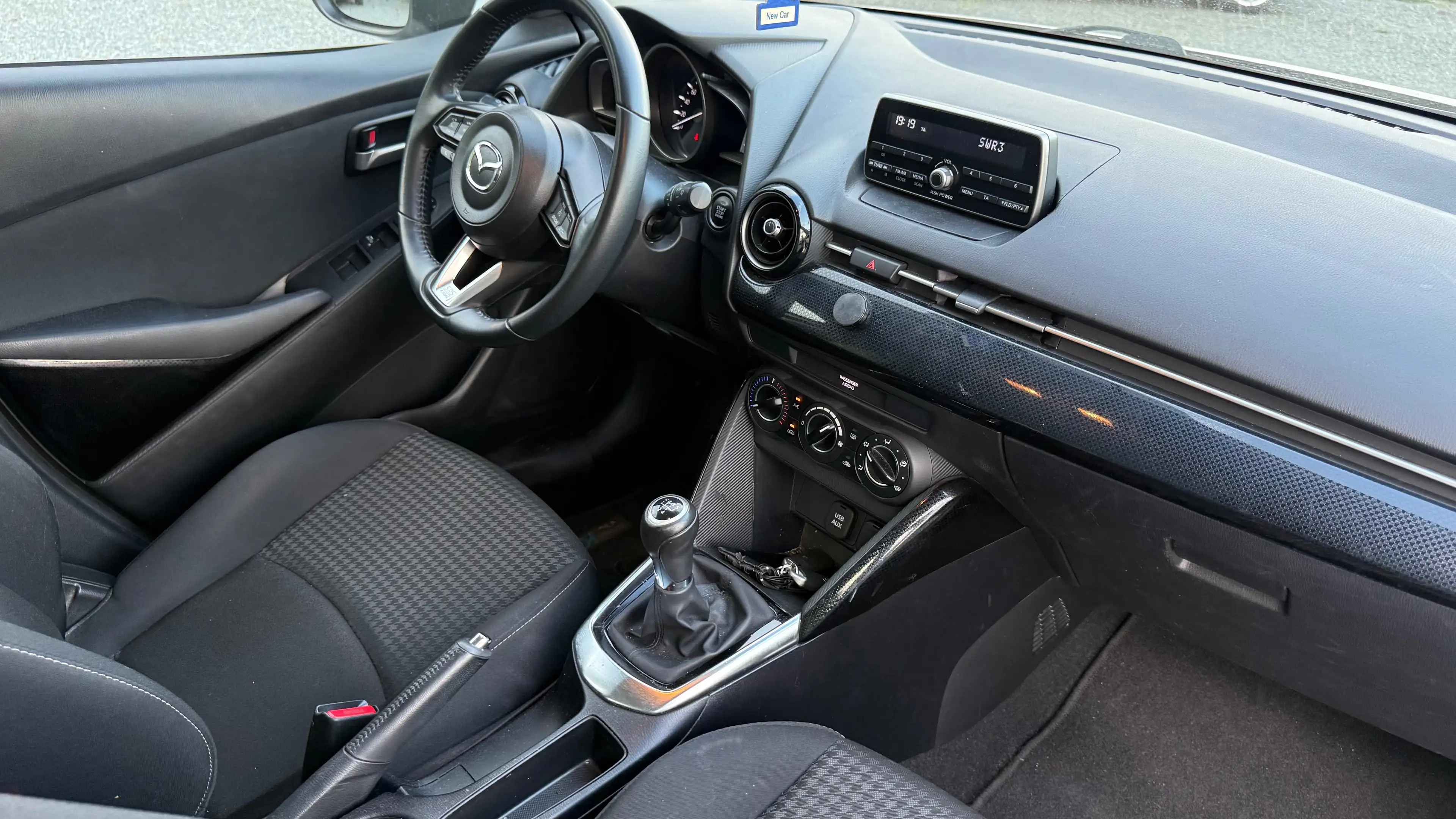 Mazda 2 Center-Line — photo 11
