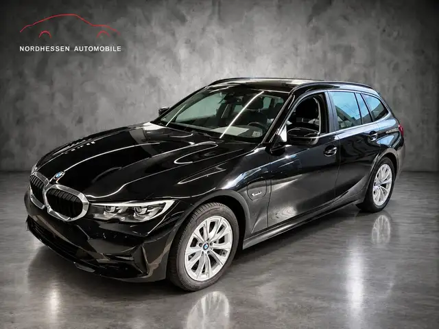 Bmw 330 e Touring | Driving Assistant | Kamera | LED