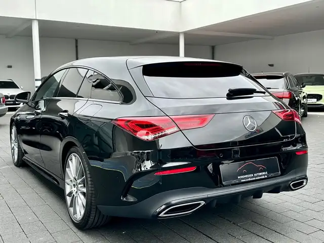 Mercedes-Benz CLA view 3