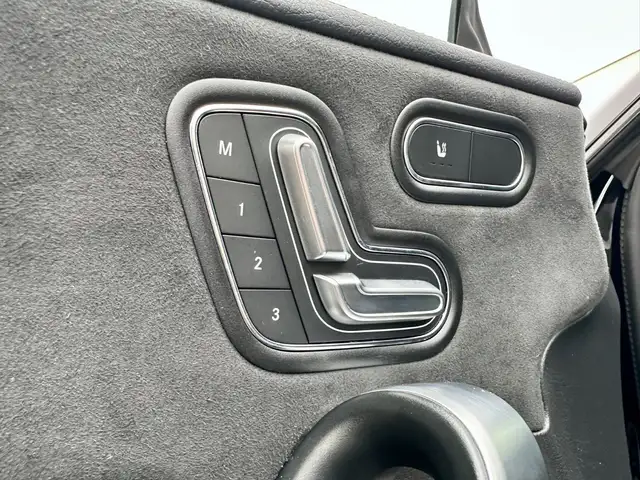 Mercedes-Benz CLA view 15