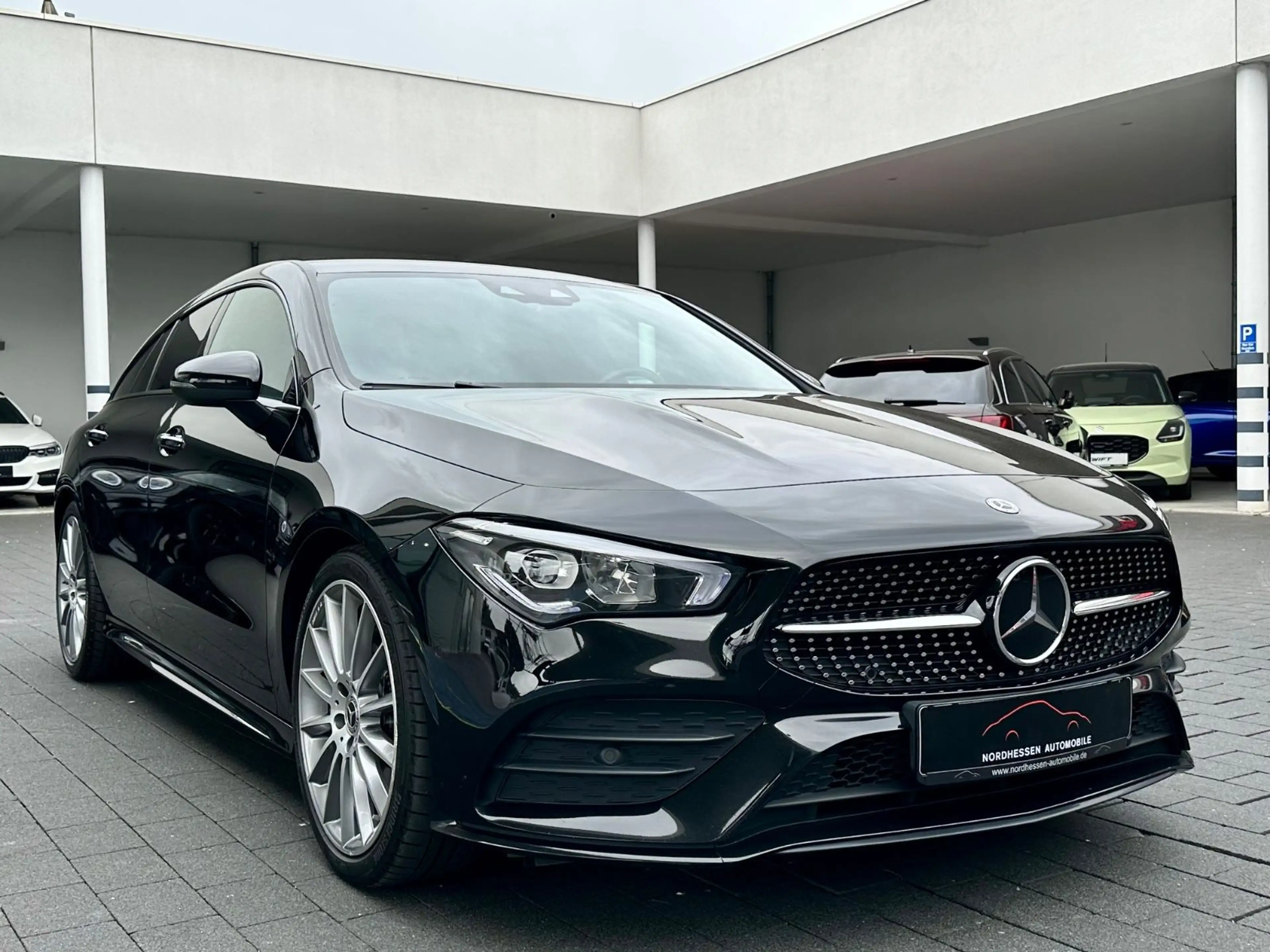 Mercedes-Benz CLA 200 CLA 200 d Shooting Brake AMG Line | Distronic — photo 2