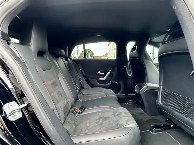 Mercedes-Benz CLA view 14