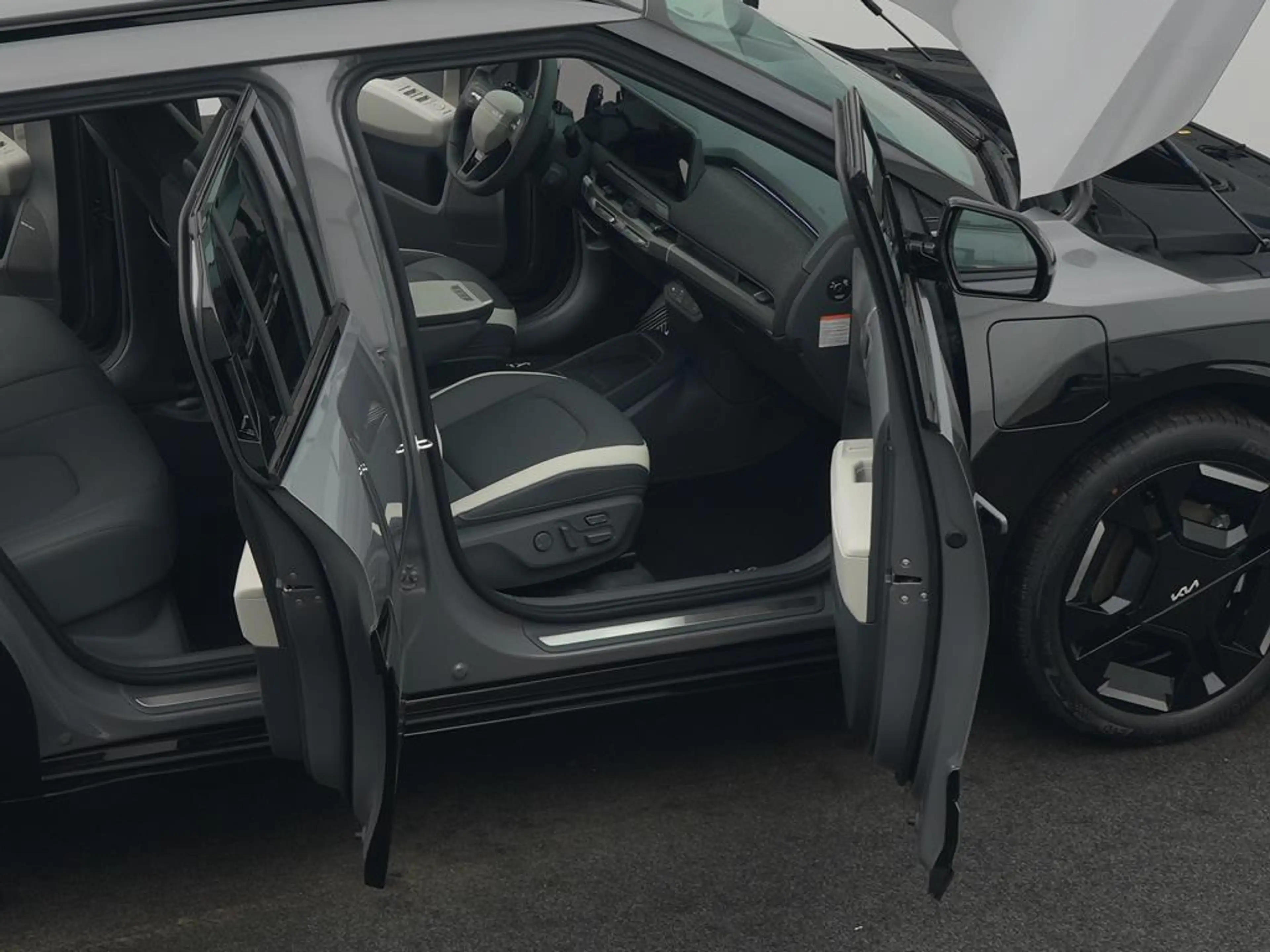 Kia EV3 81.4 GTL DWP COMT DG — photo 13
