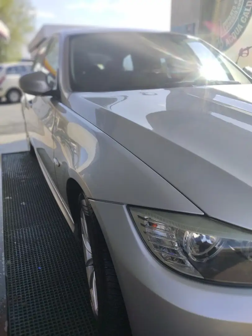 BMW 318 Serie 318d Touring 2.0 Eletta 143cv FL Argento - 1