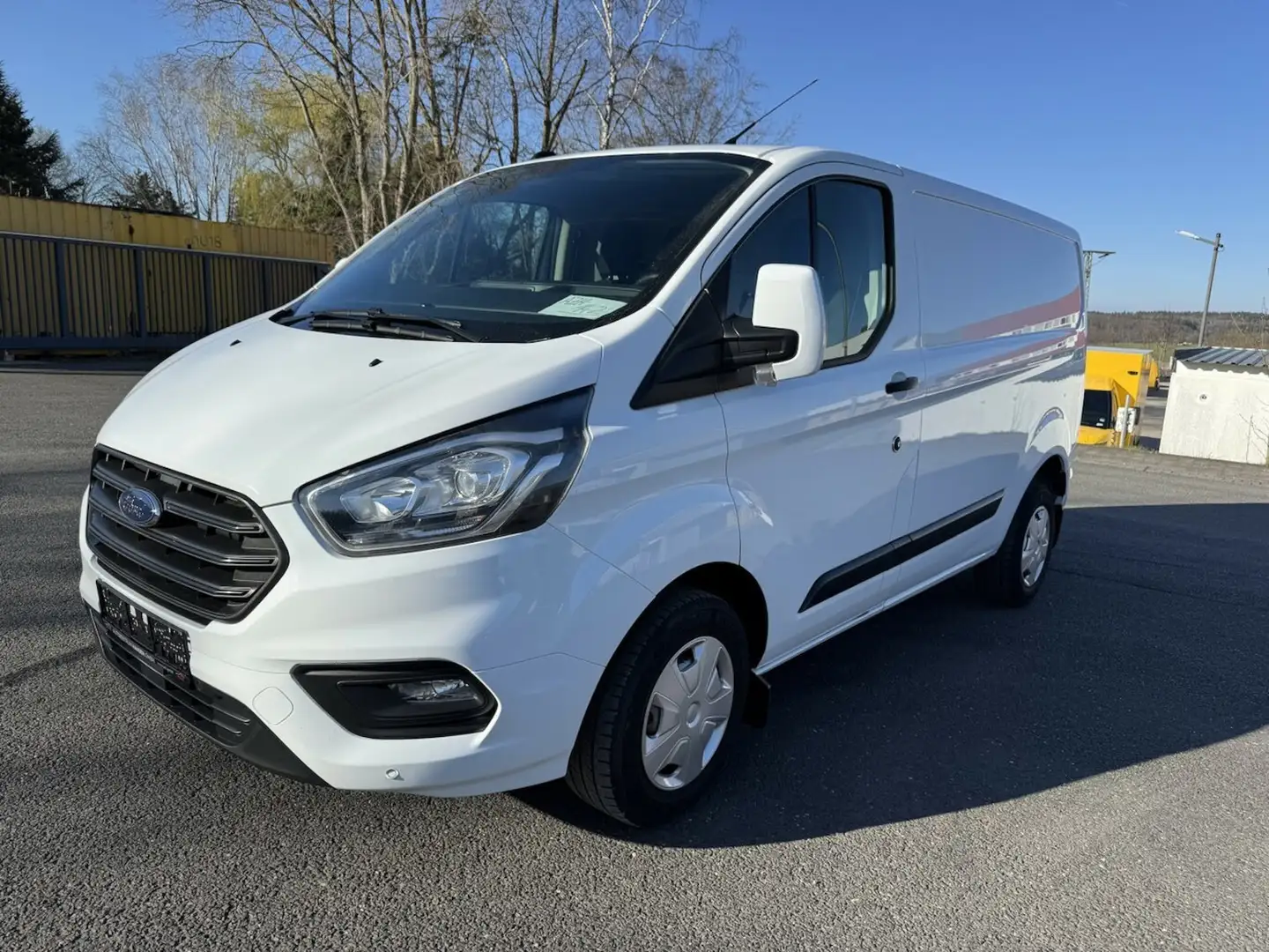 Ford Transit Custom L1H1 Trend, 2.0 TDCI, EU6 Weiß - 1