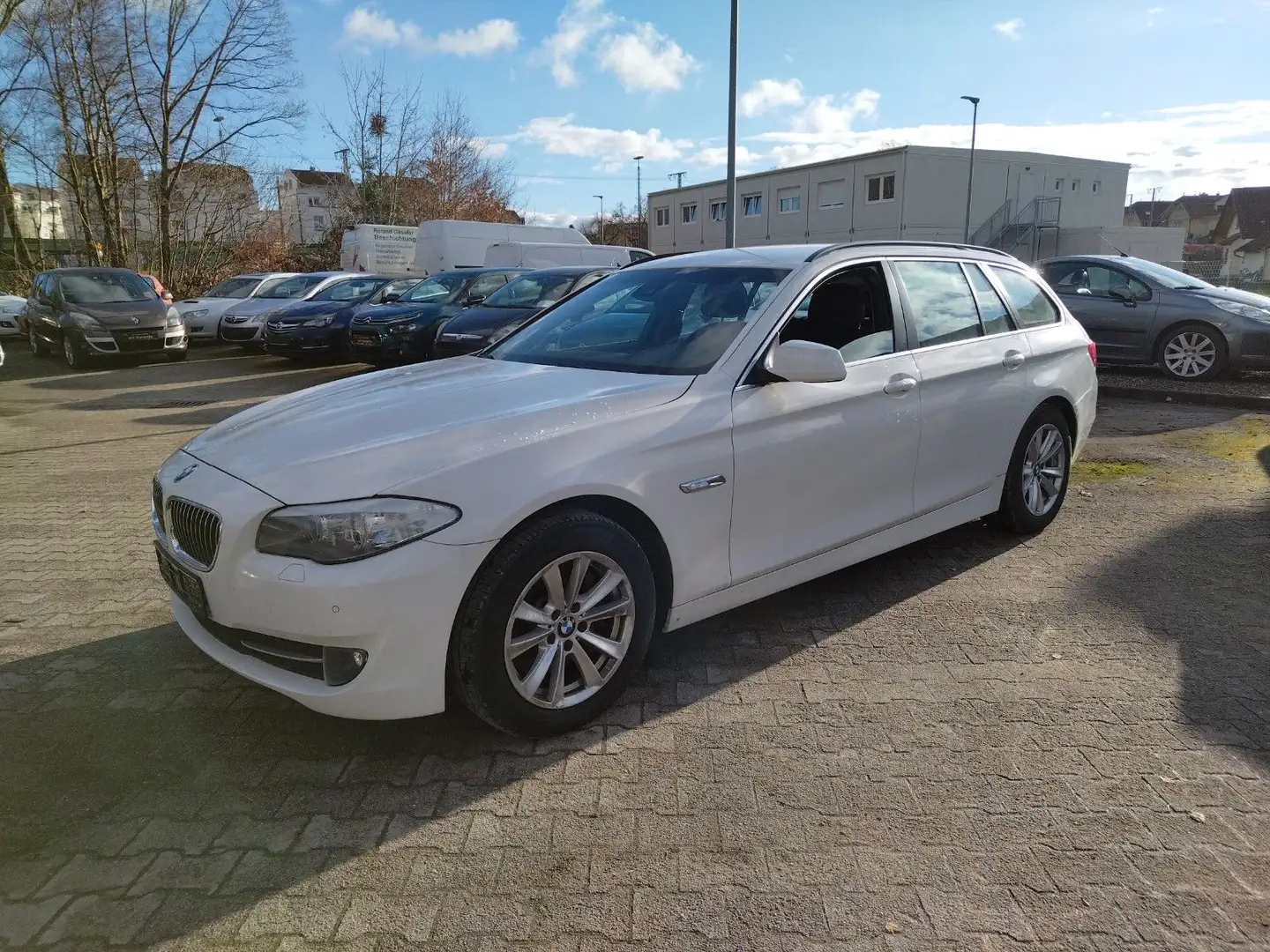 BMW 525 Touring 525d+XENON+NAVI+SHZ+TEMPOMAT+KLIMA+EU 5 Fehér - 1